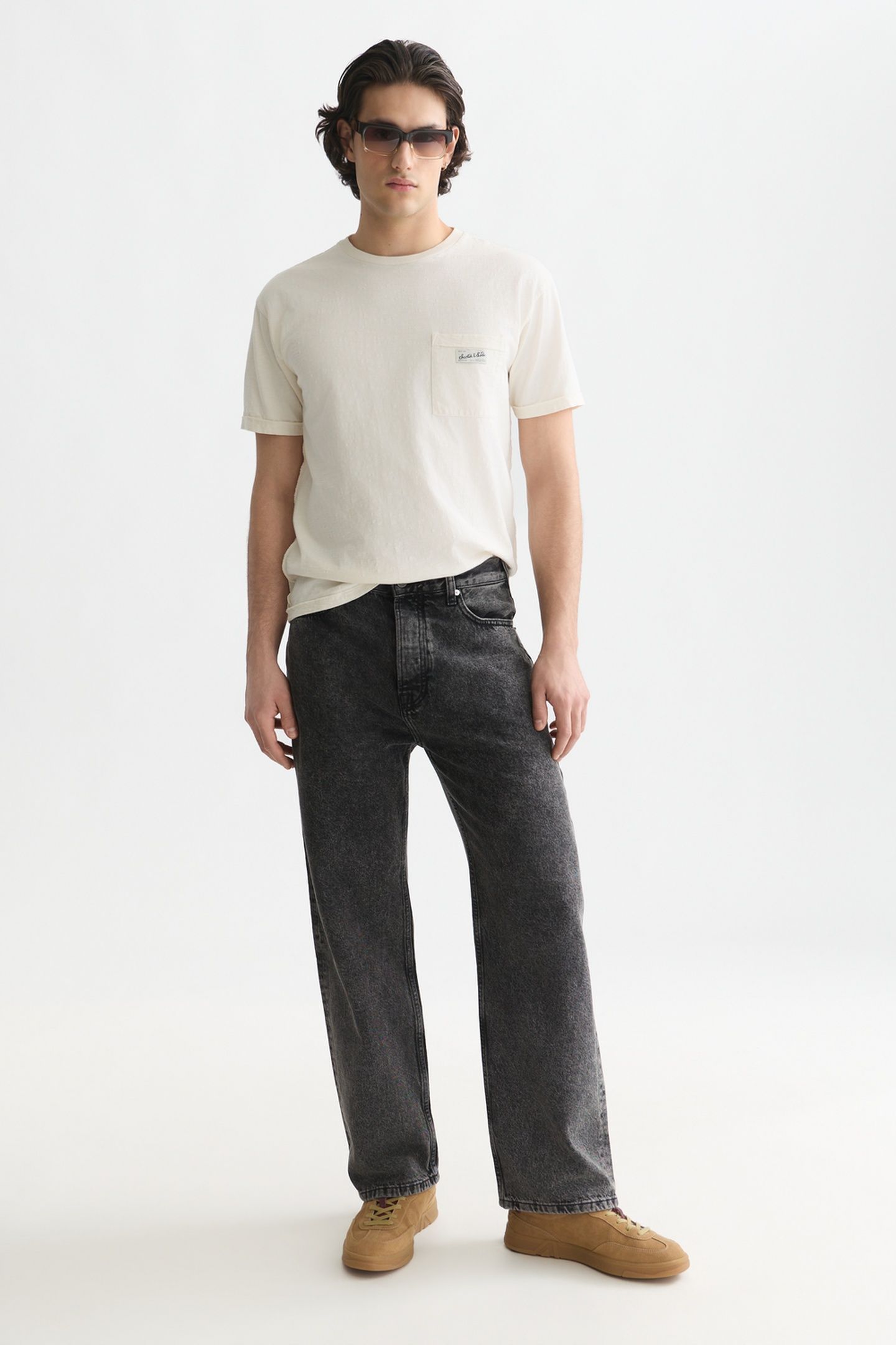 GARMENT-DYE RELAXED-FIT T-SHIRT EGGNOG 2