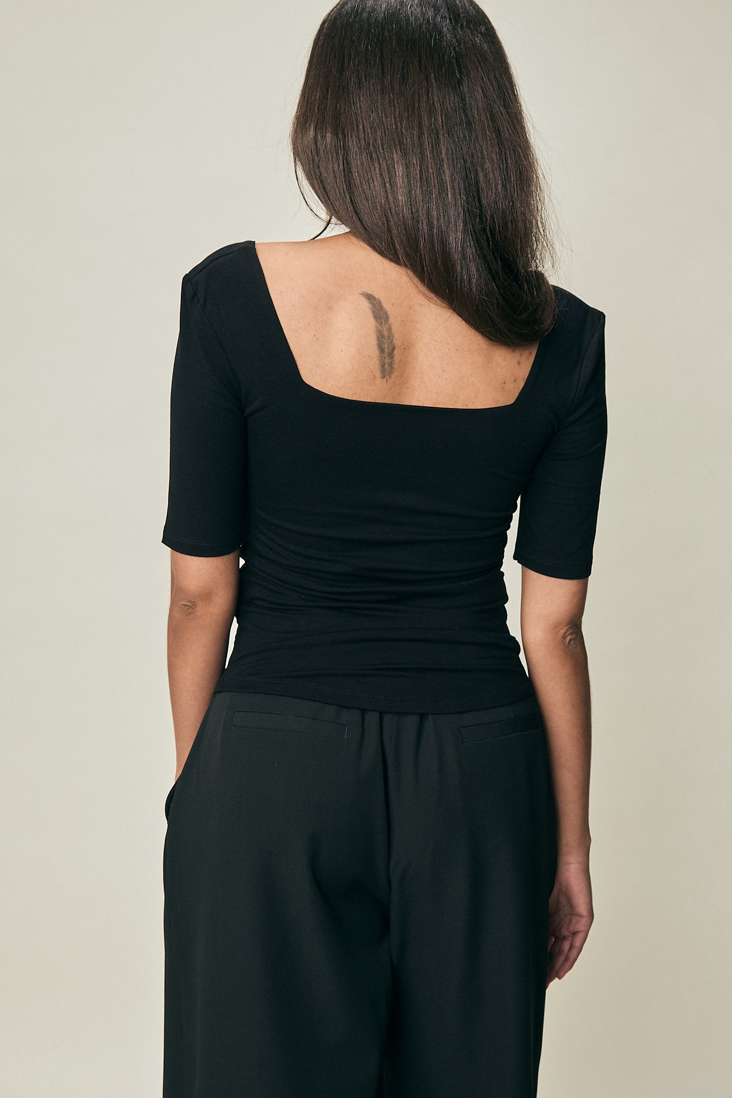 OLEA TOP BLACK 5