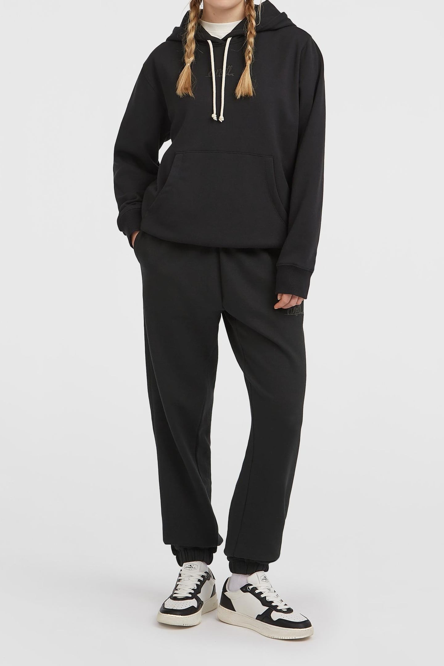 ESSENTIALS O'NEILL SCRIPT HOODIE BLACK OUT 2