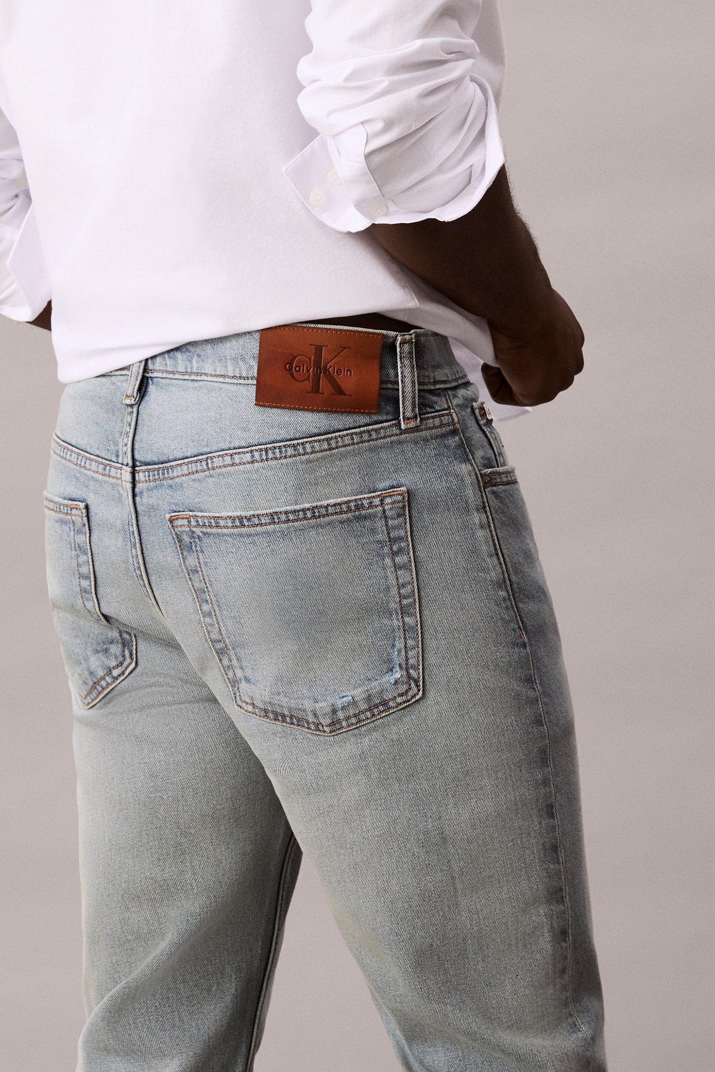 SLIM TAPERED JEANS TATTERED MIRAGE 5