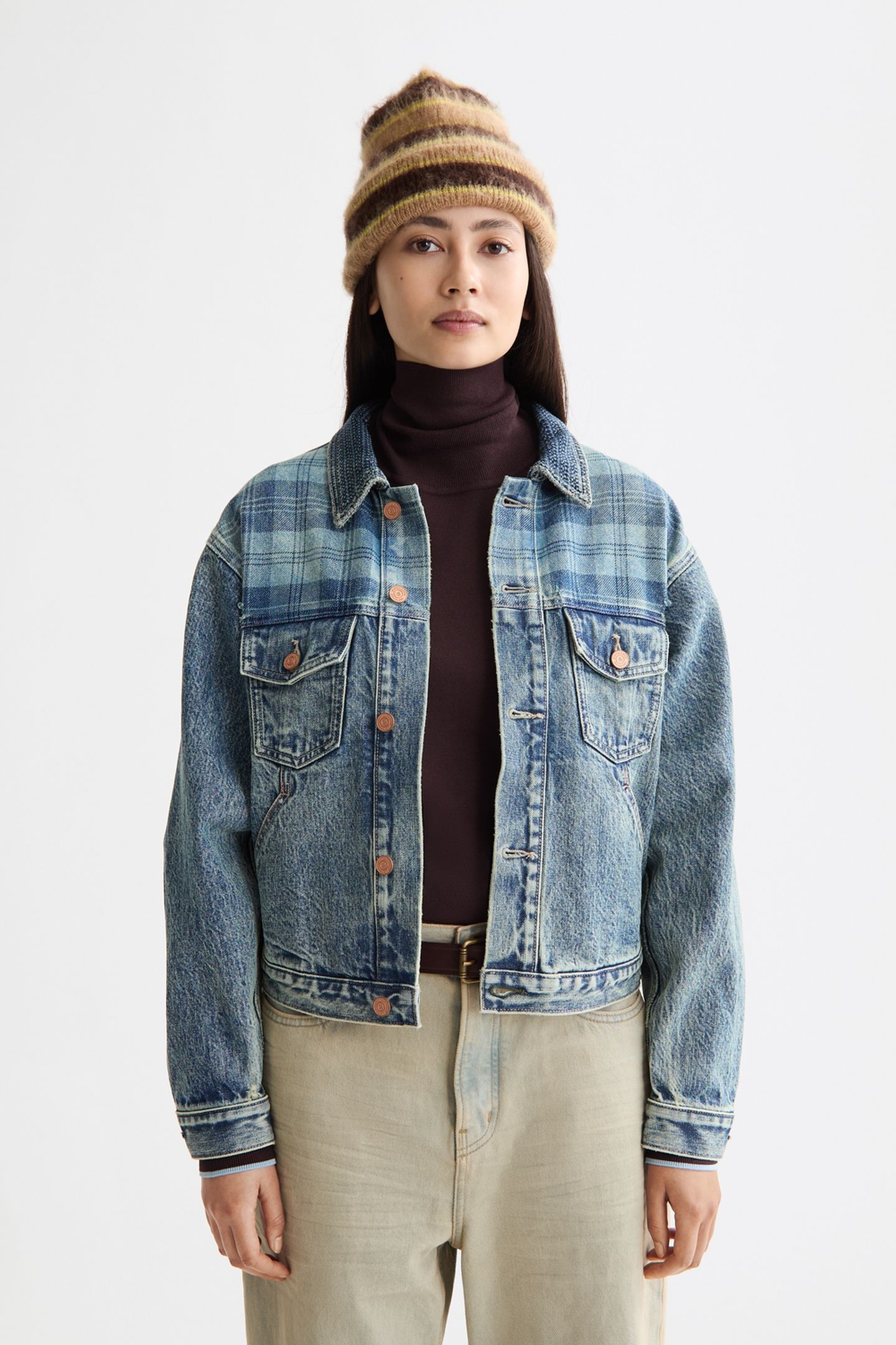 CUSTOMISED DENIM JACKET IN MIXED FABRIC - OUTDOOR BLUE OUTDO 2