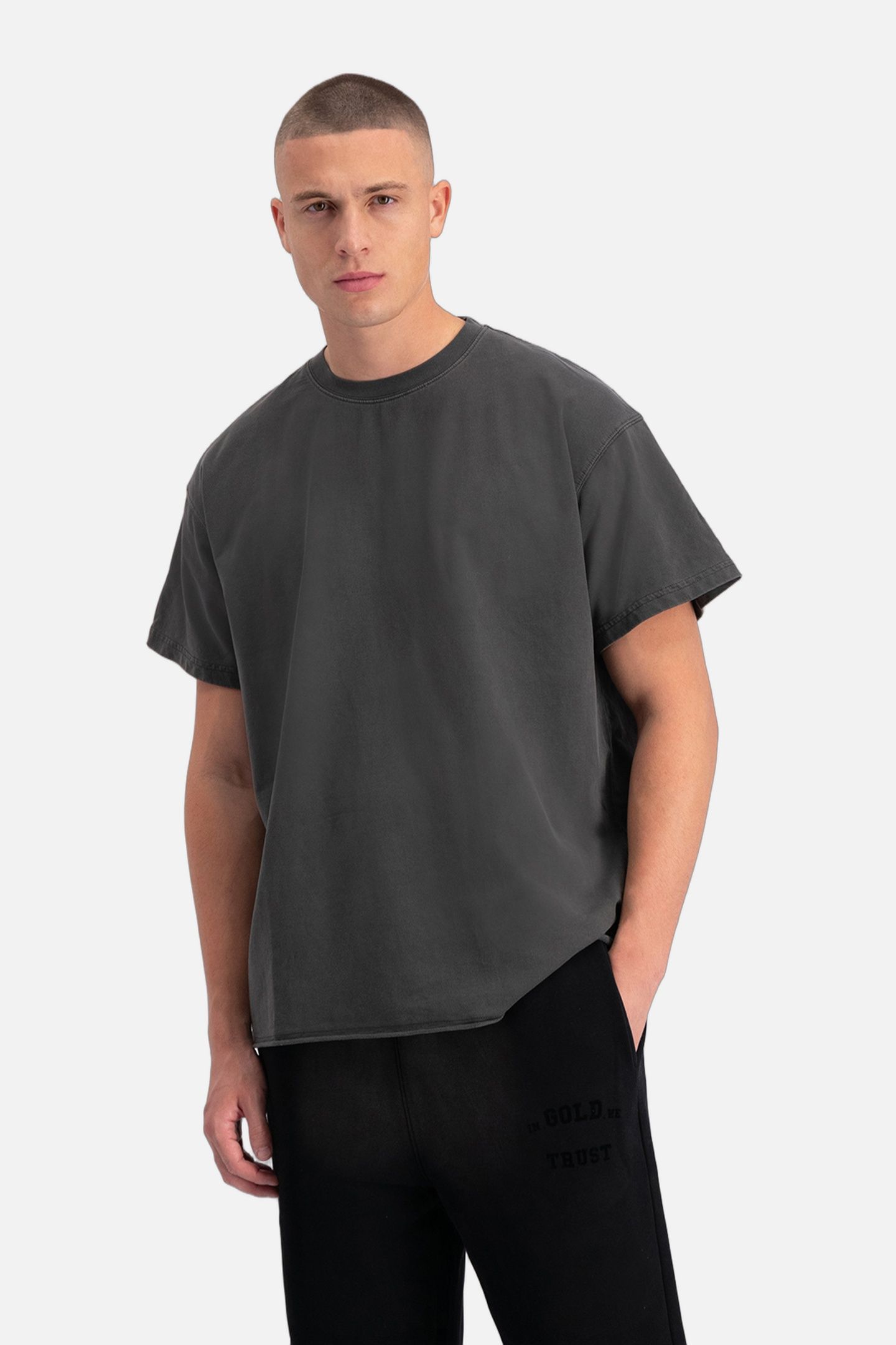 THE STRICT T-SHIRT BLACK 1