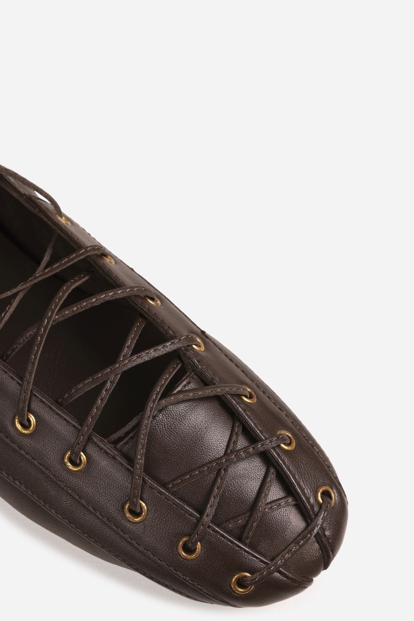 SER-AJAA LOW SHOE COFFEE BEAN 3