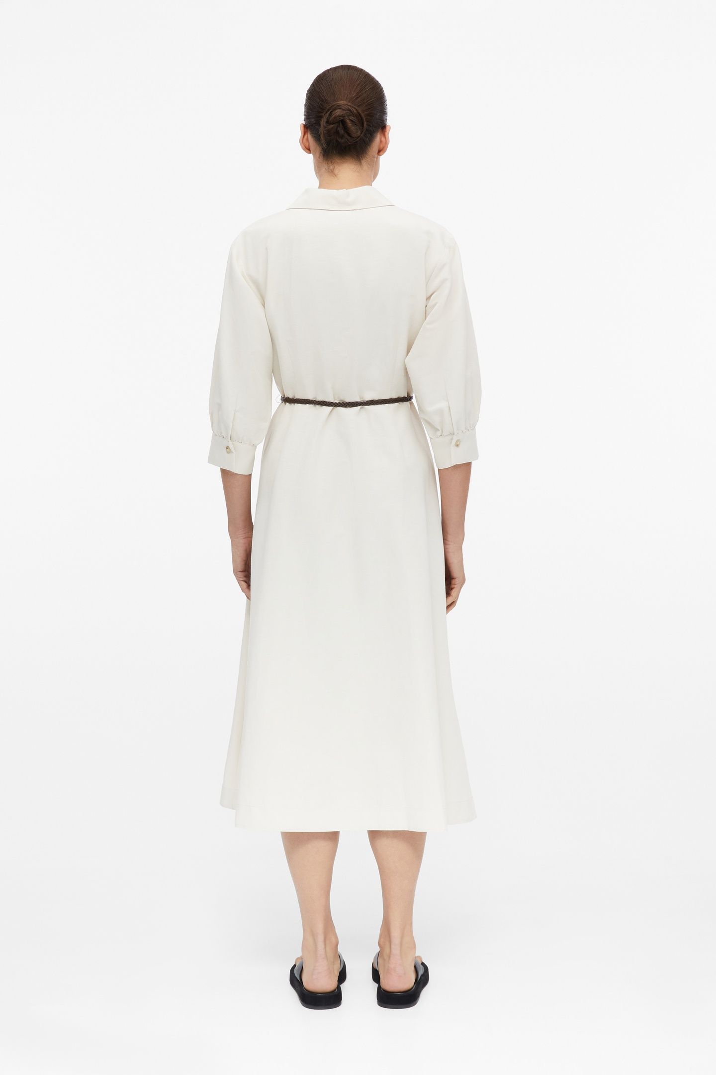 COMMA DRESSES BEIGE 2