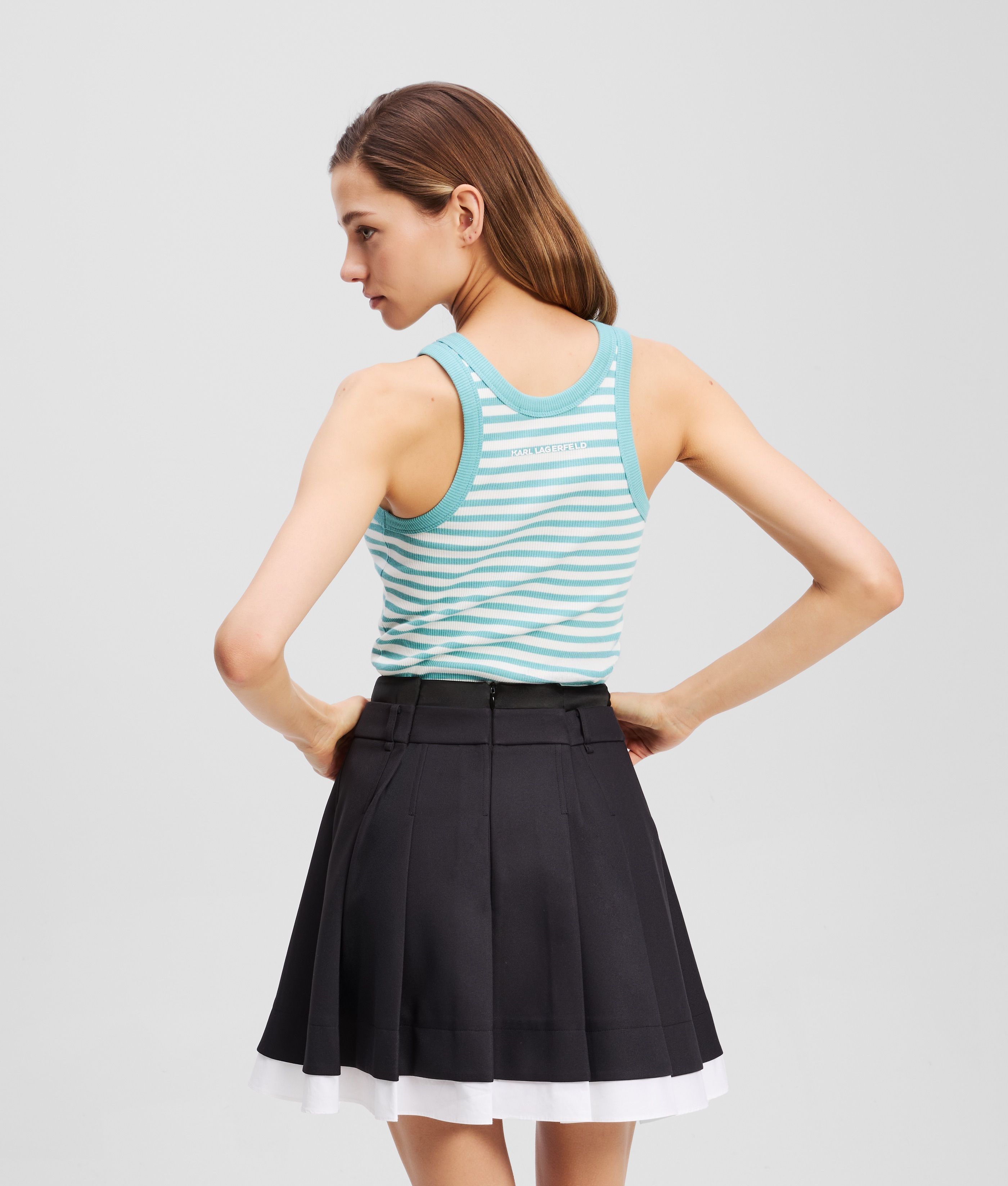 IKON RIBBED TANK CANNOLI CREAM-STILL WATER 3