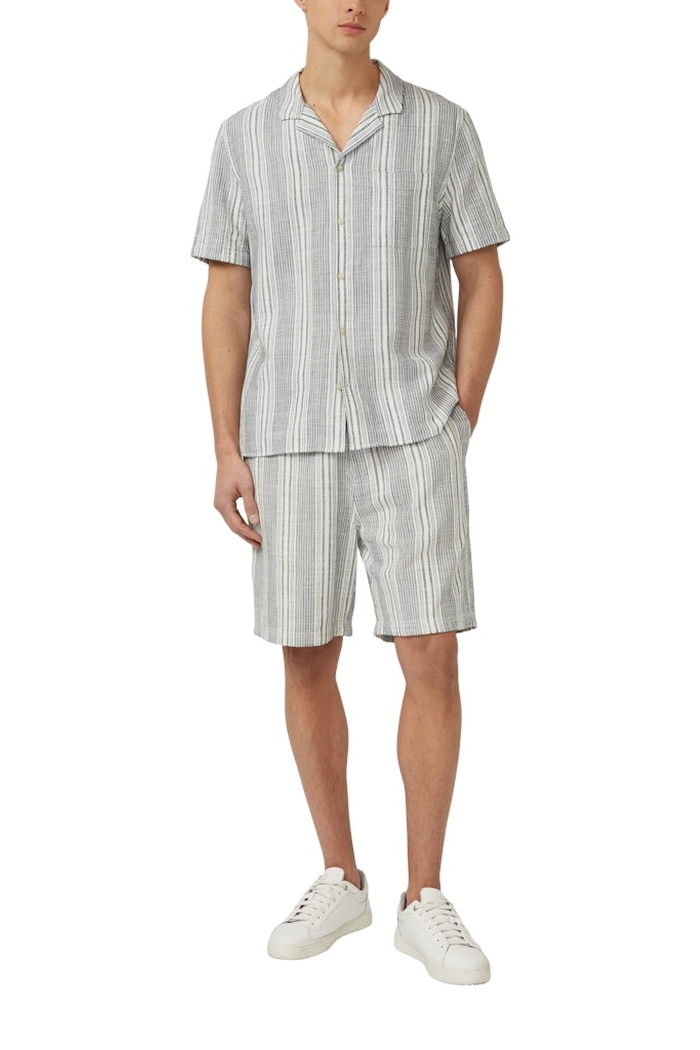 S.OLIVER SHORTS MARINE 2