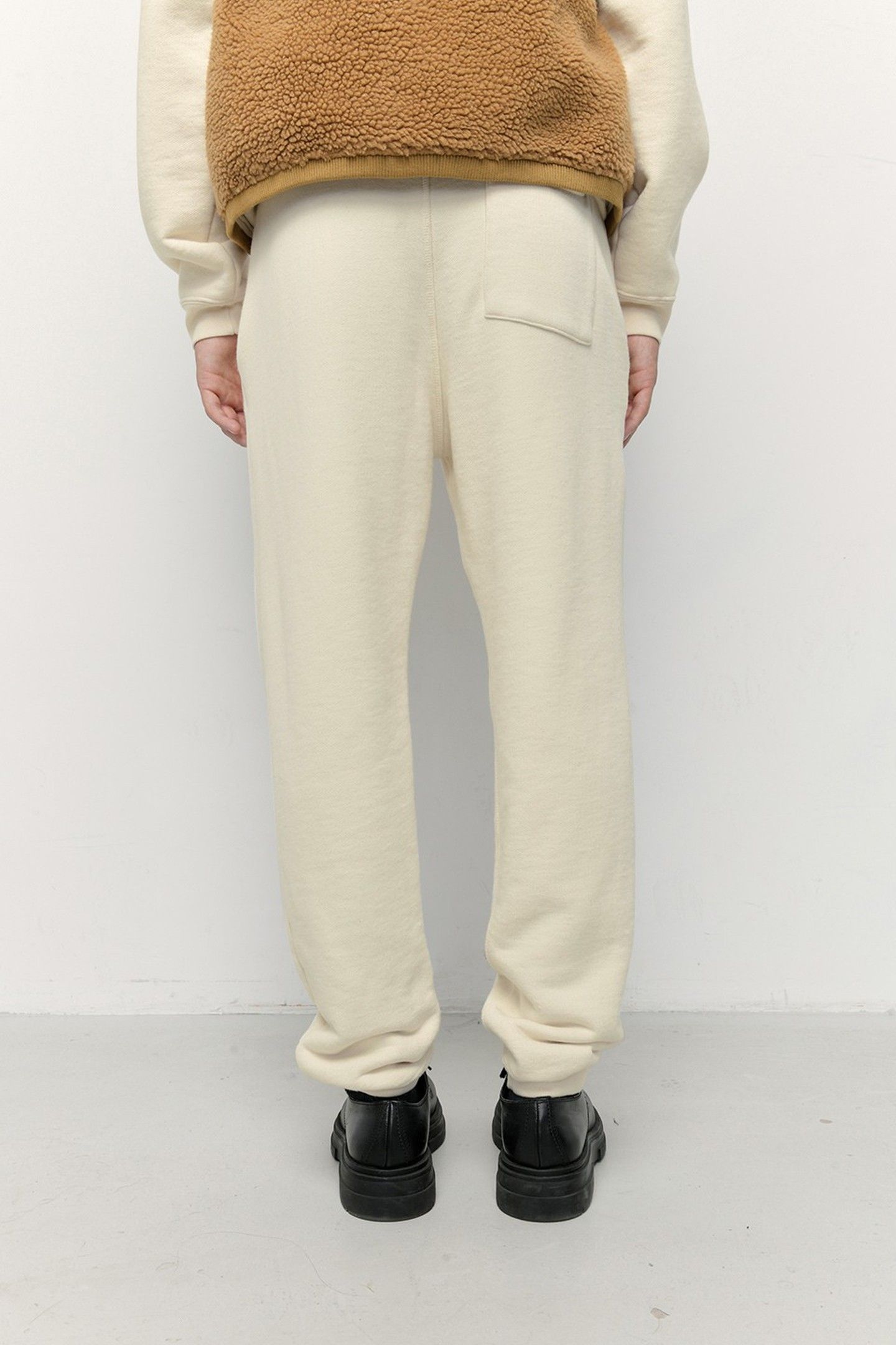 ZUTABAY SWEAT PANTS ECRU 3