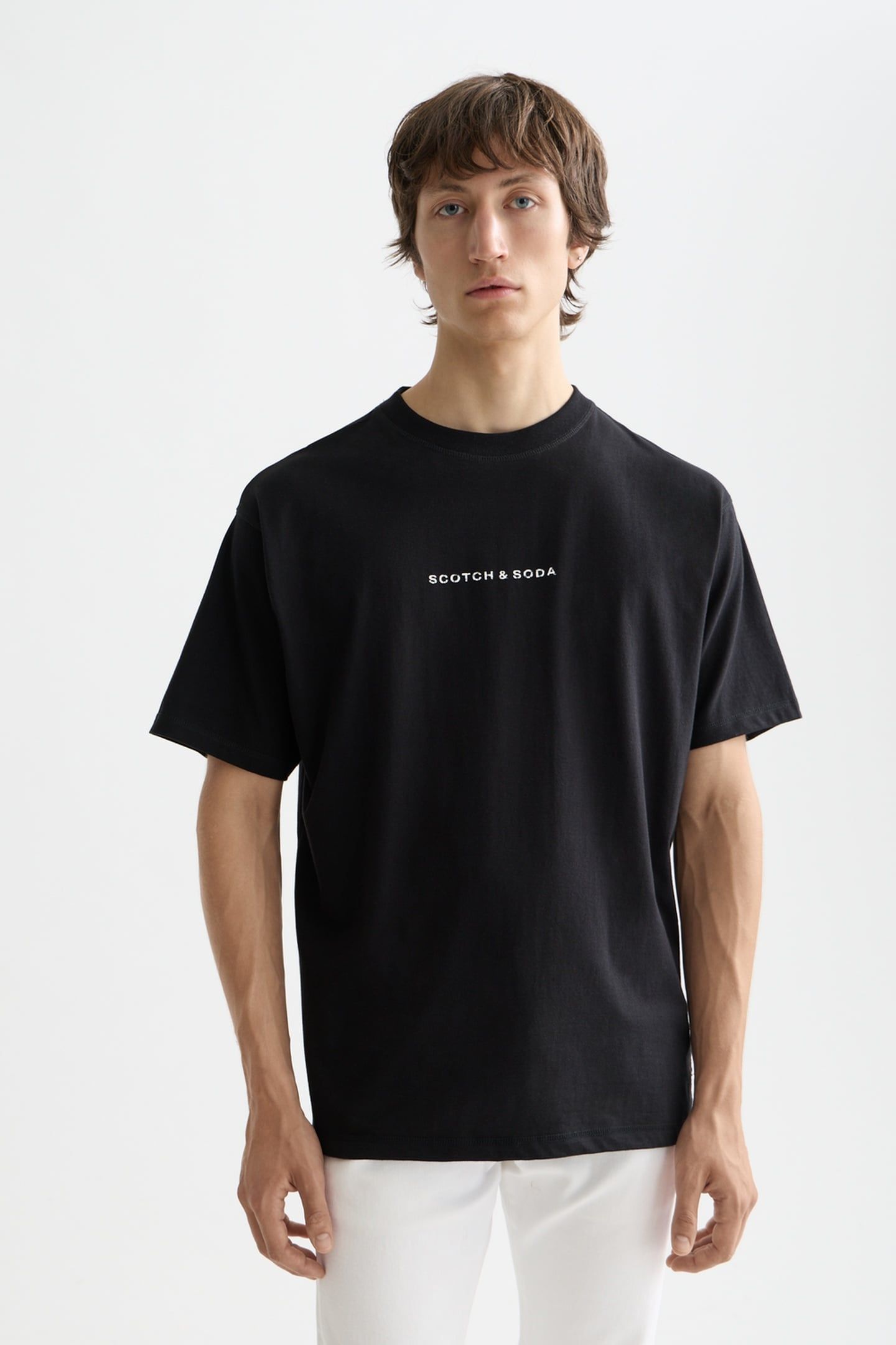 LOGO FRONT CHEST T-SHIRT BLACK 1