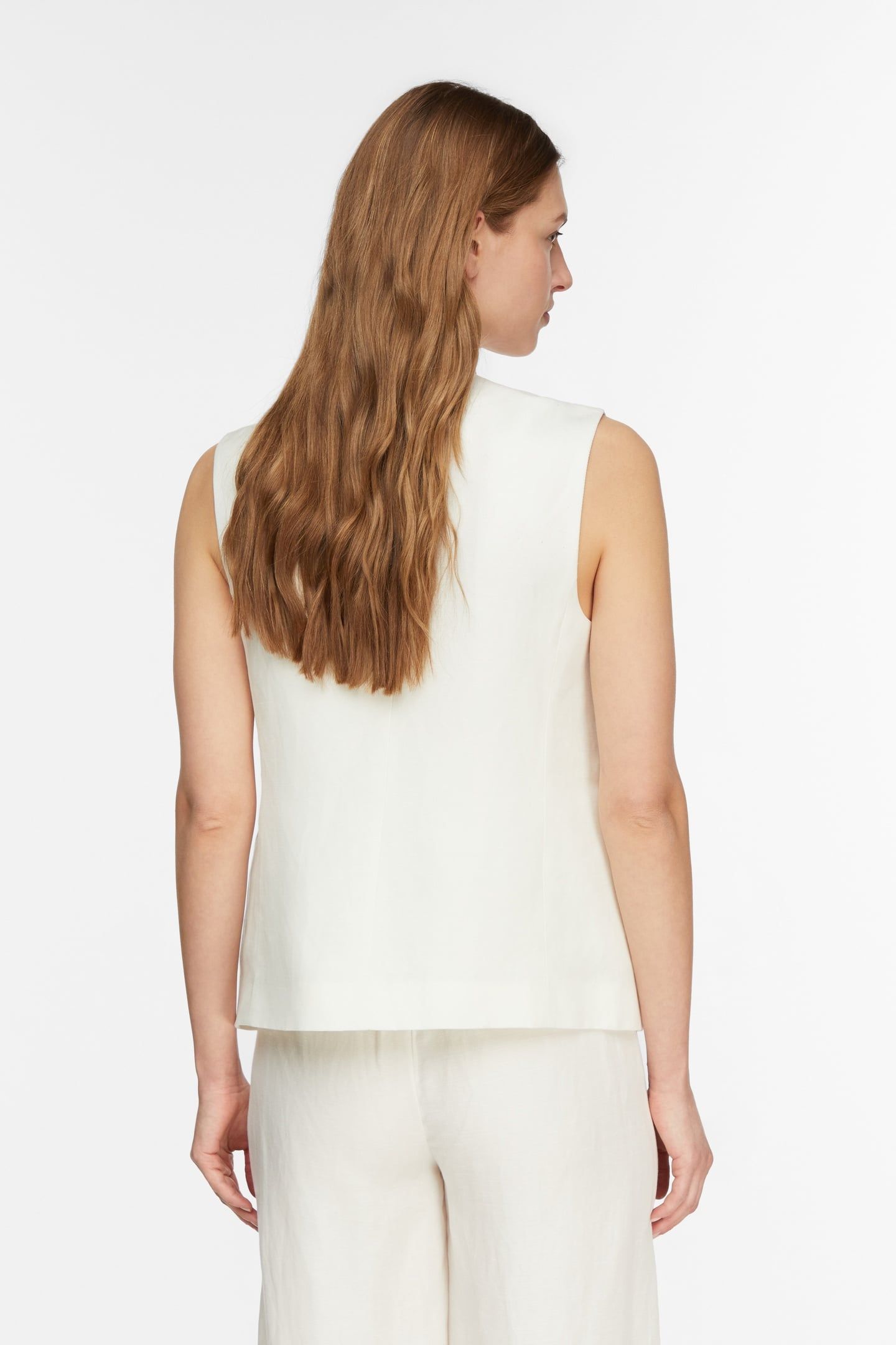 COMMA JACKETS INDOOR WHITE 2