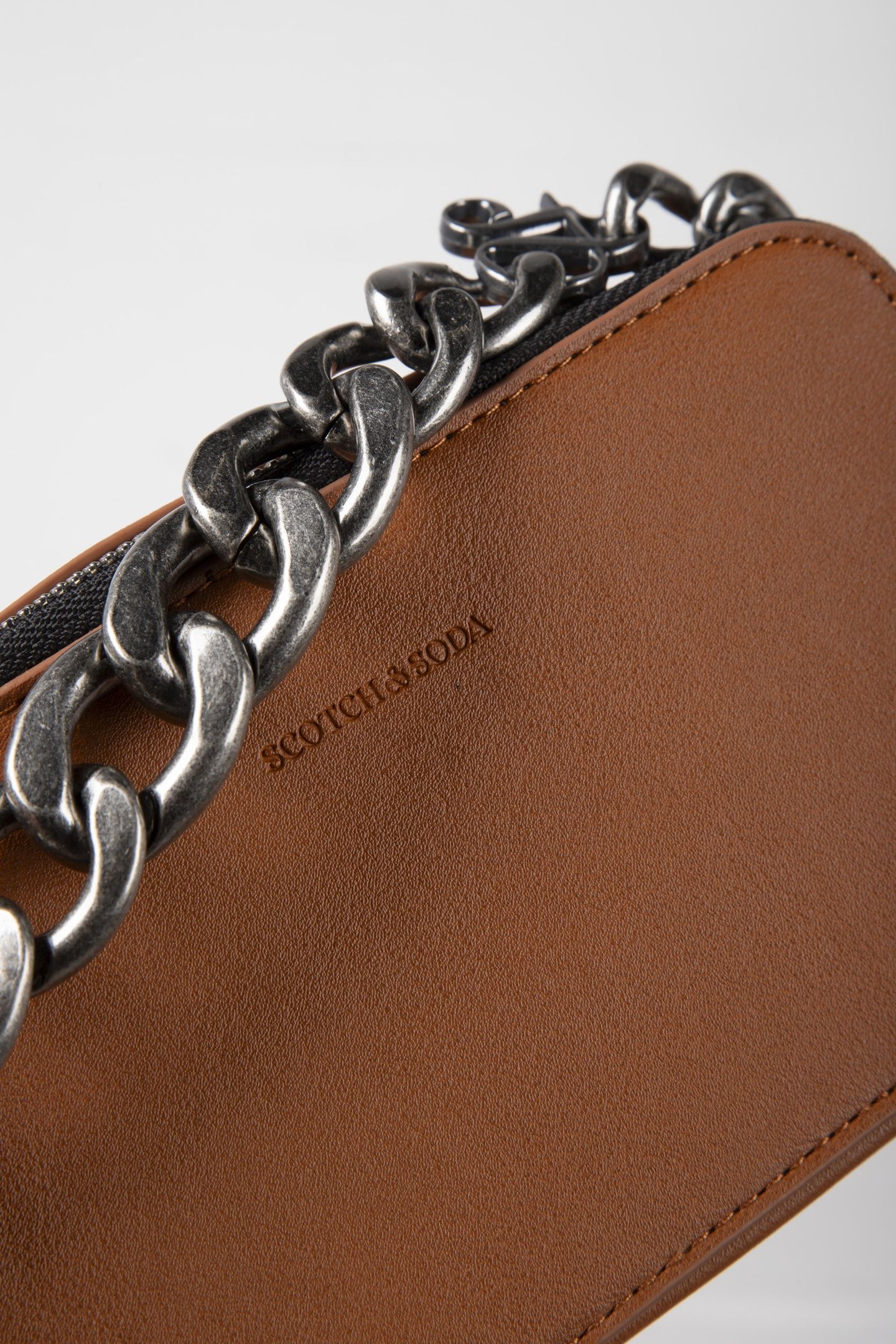WOMEN SMALL REPORTER BAG COGNAC 4