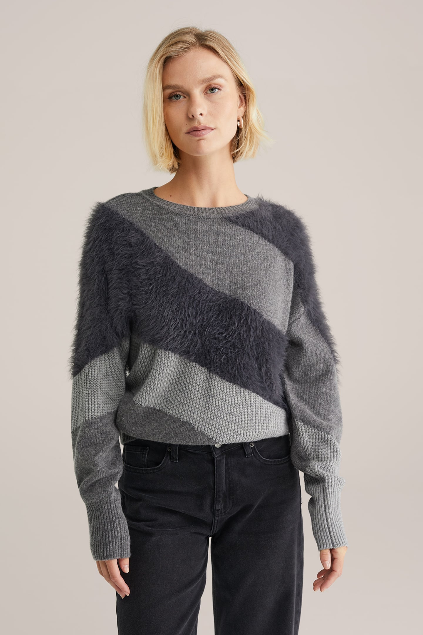 KNITTED PULLOVER GREY 1