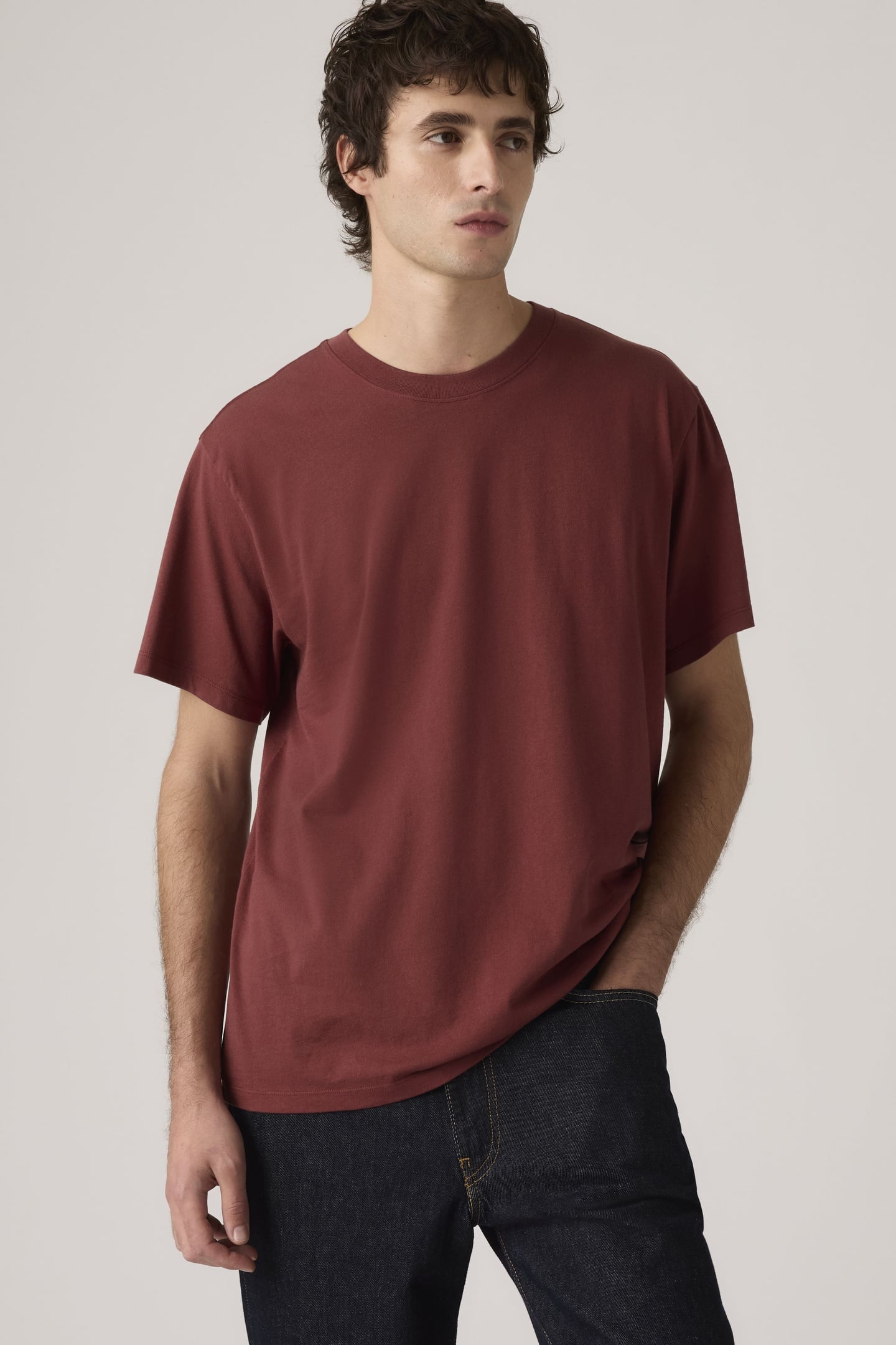 ESSENTIAL TEE 1