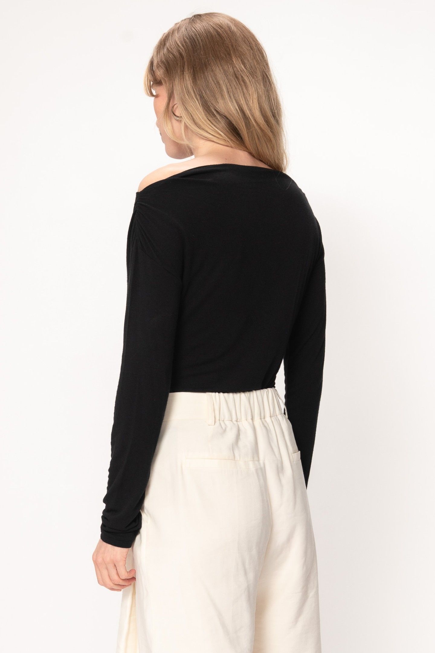 EREZ TOP BLACK 5