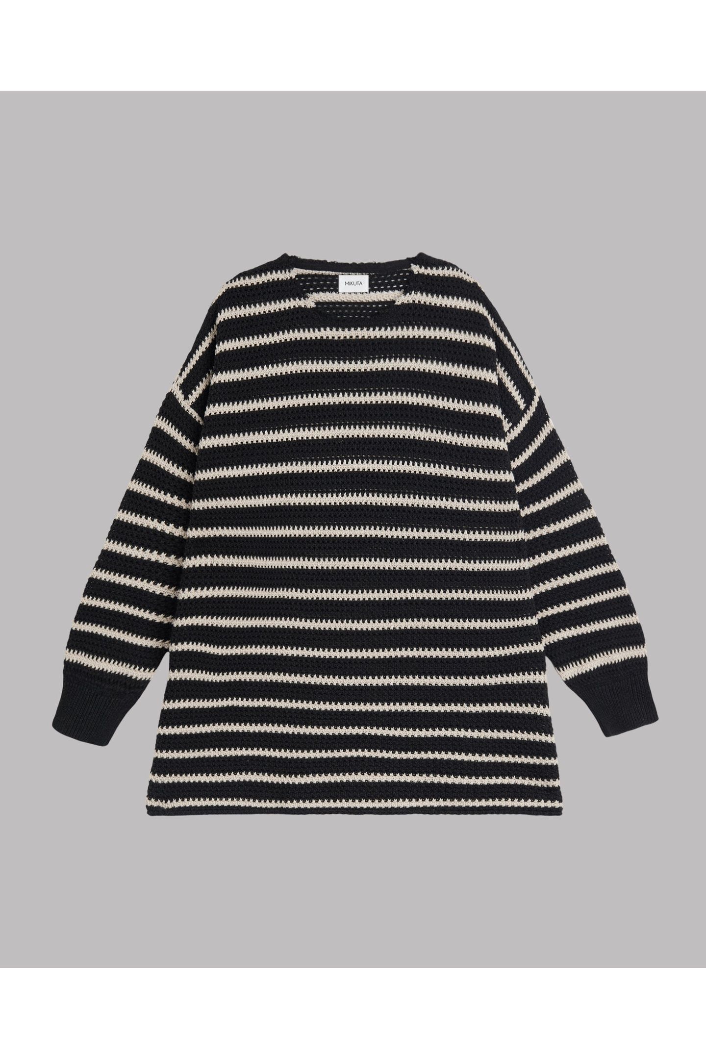 THE STRIPED LONG KNITTED SWEATER 2