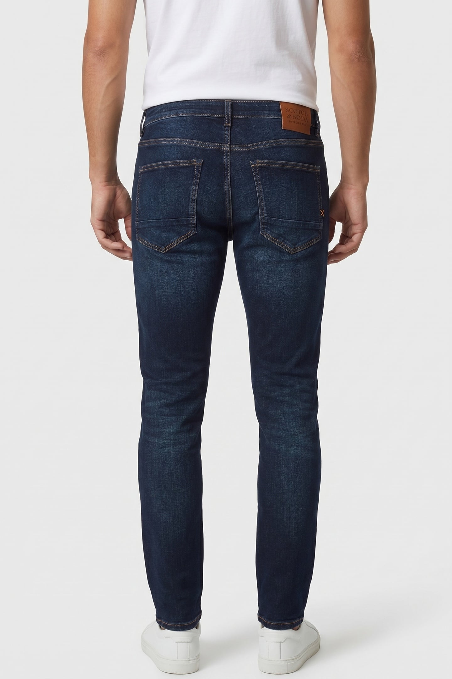 CORE SKIM SKINNY-FIT JEANS BEATEN BLUE 2
