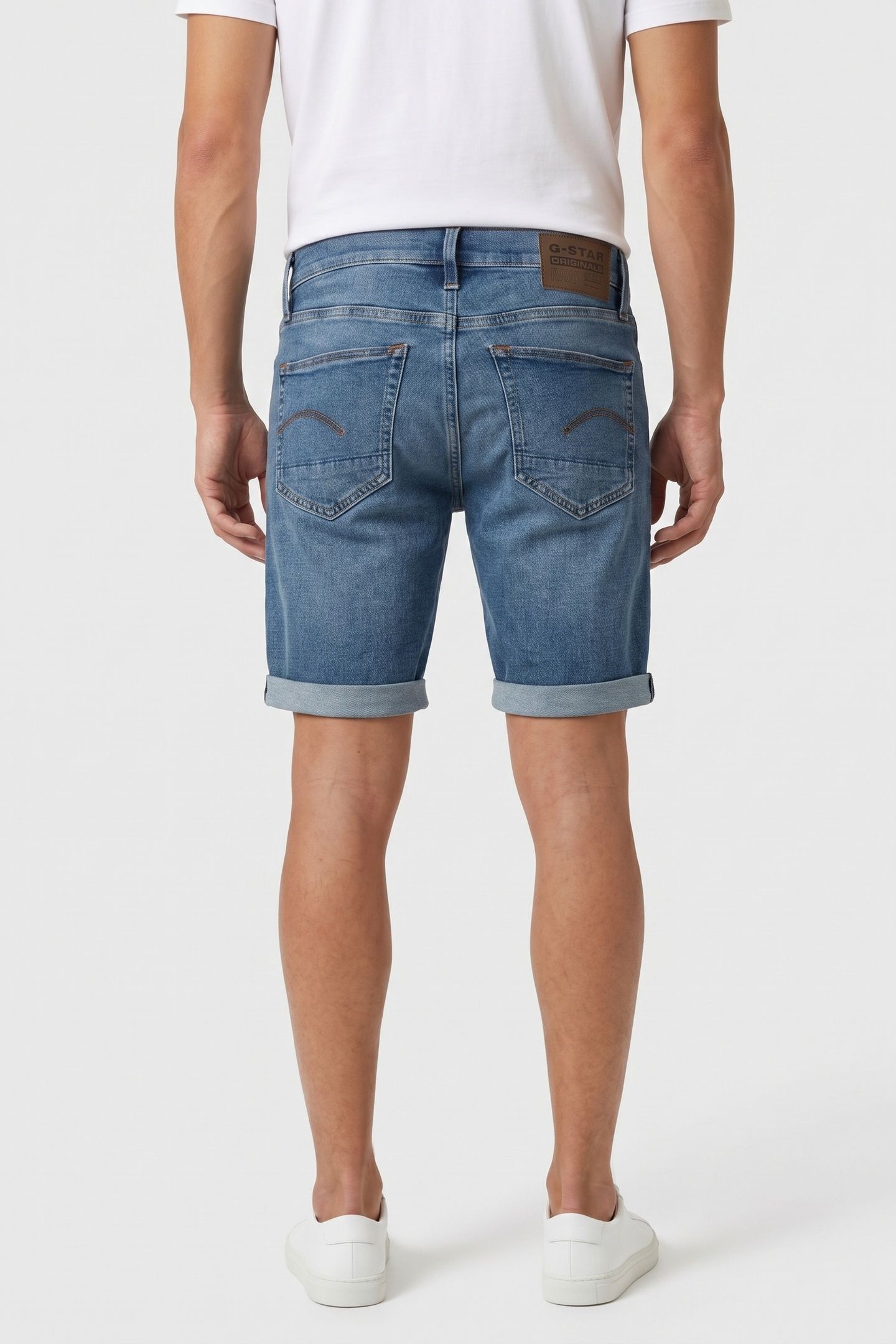 3301 SLIM SHORT MEDIUM AGED 2