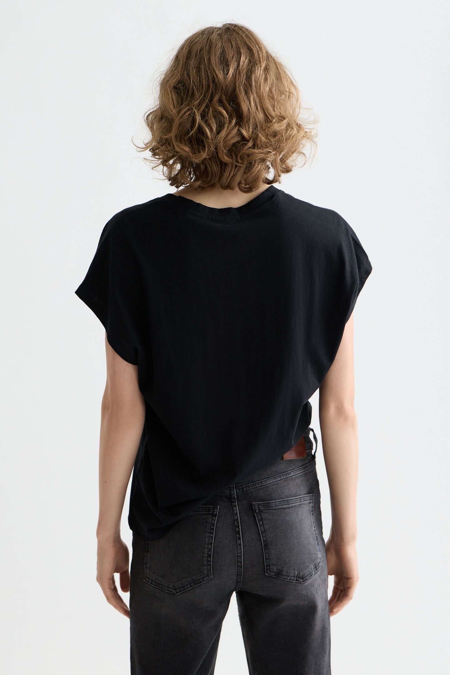 SLUB V-NECK T-SHIRT BLACK 3