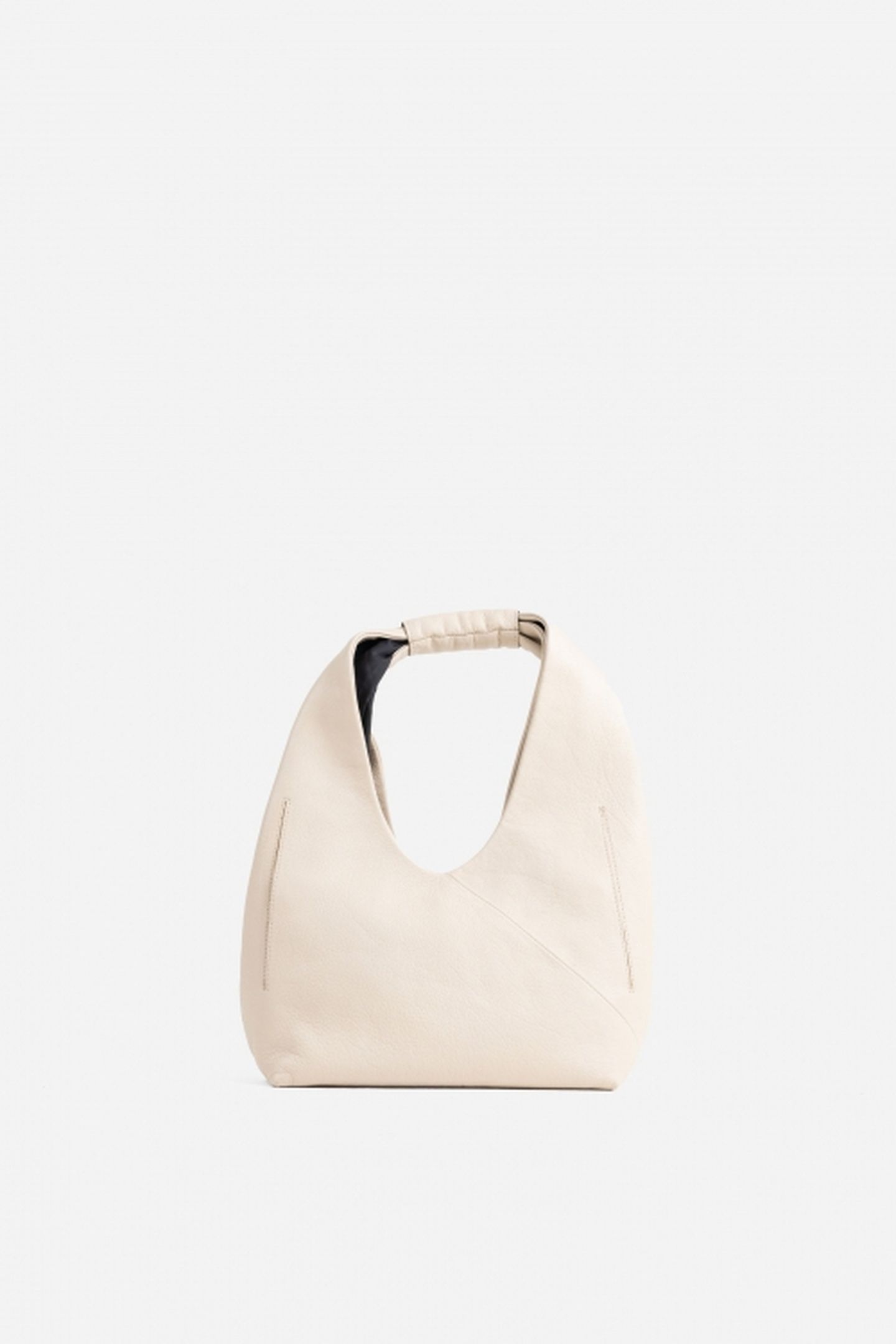 PUFF-Y BAG OATMILK 1