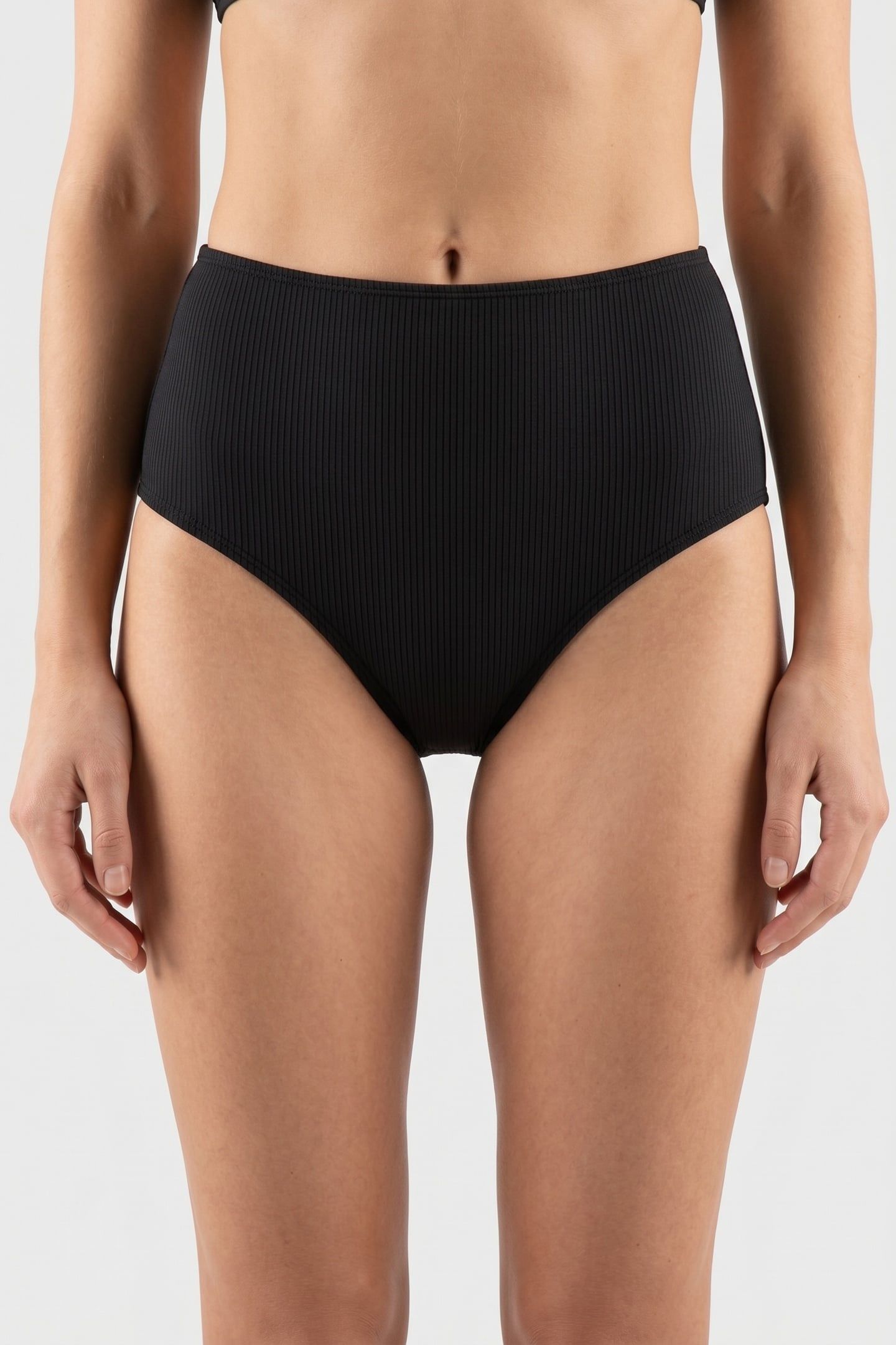 REMI HIGHTWAIST BLACK 1