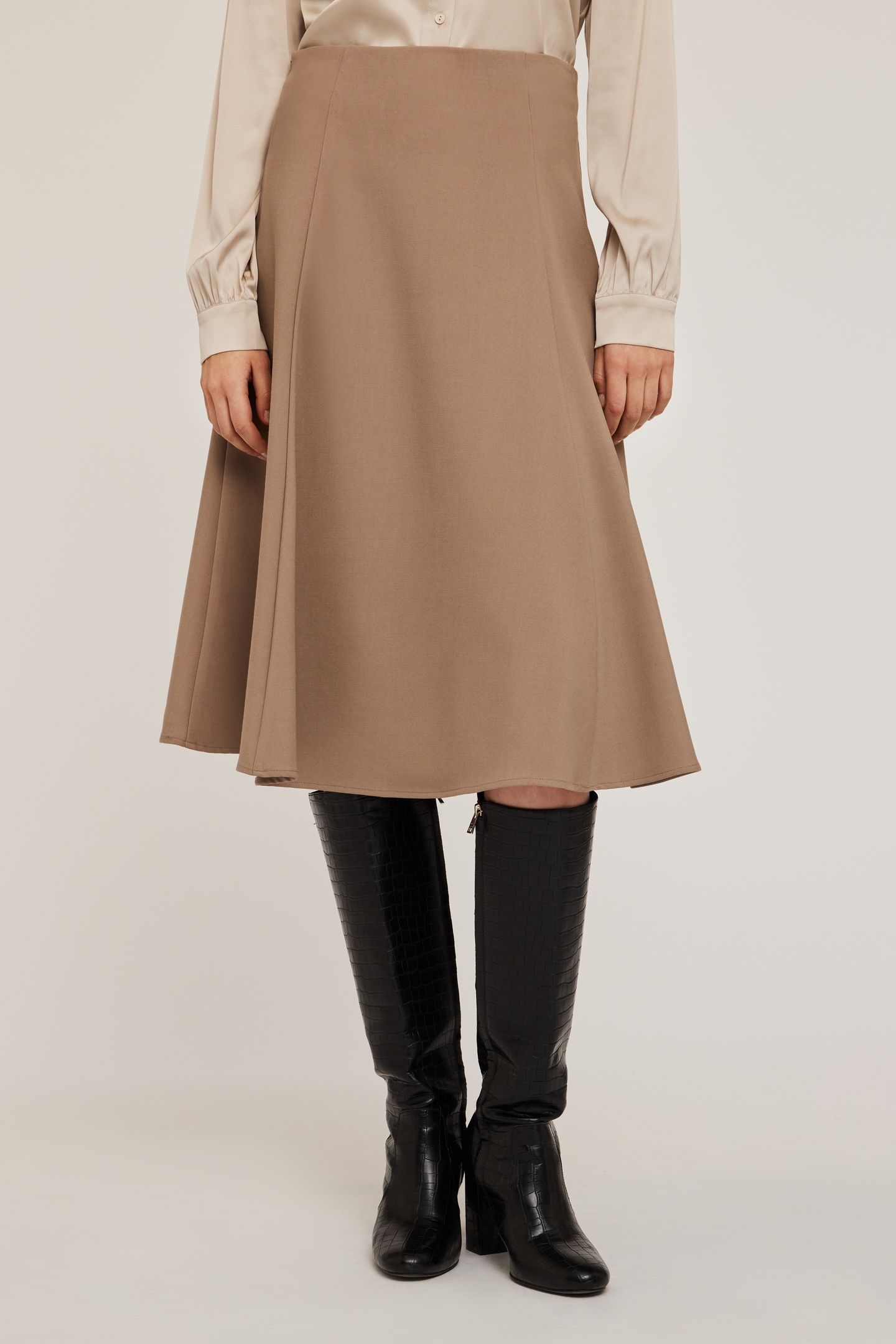 HALF CIRCLE SKIRT BEIGE 1