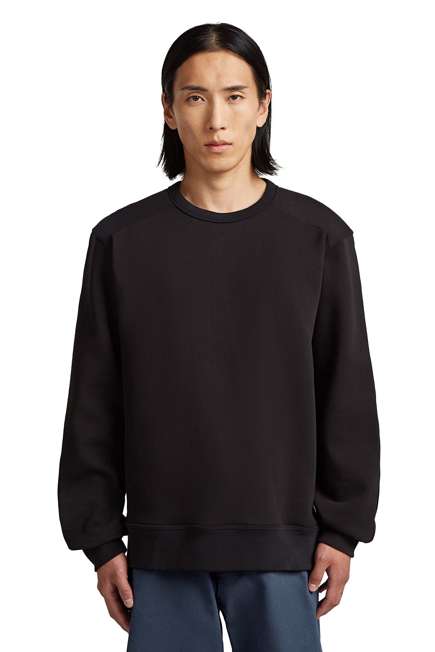 MN PREMIUM RELAXED SWEATER BLACK 2