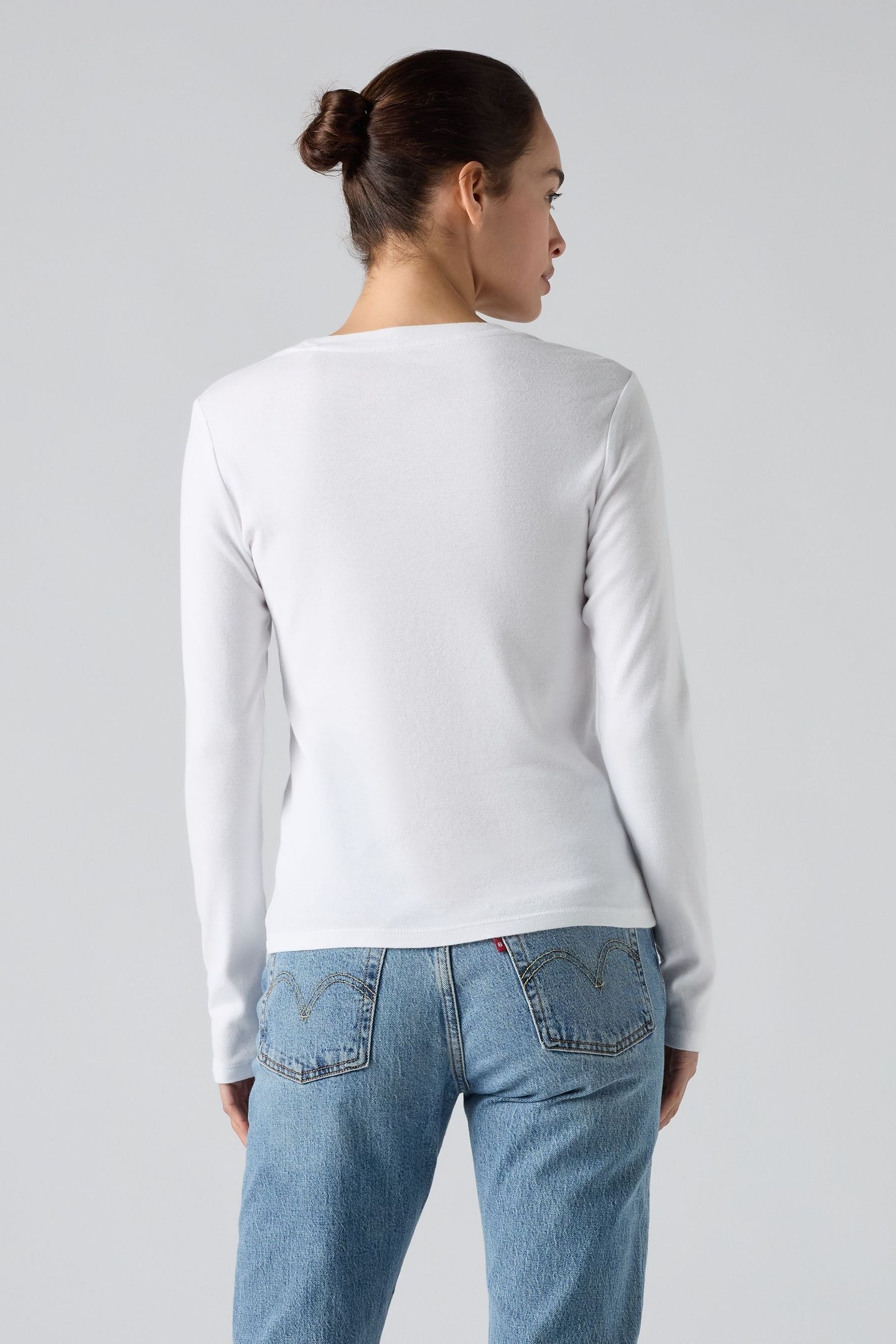 ESSENTIAL HOUSEMARK LONG-SLEEVE TEE 3