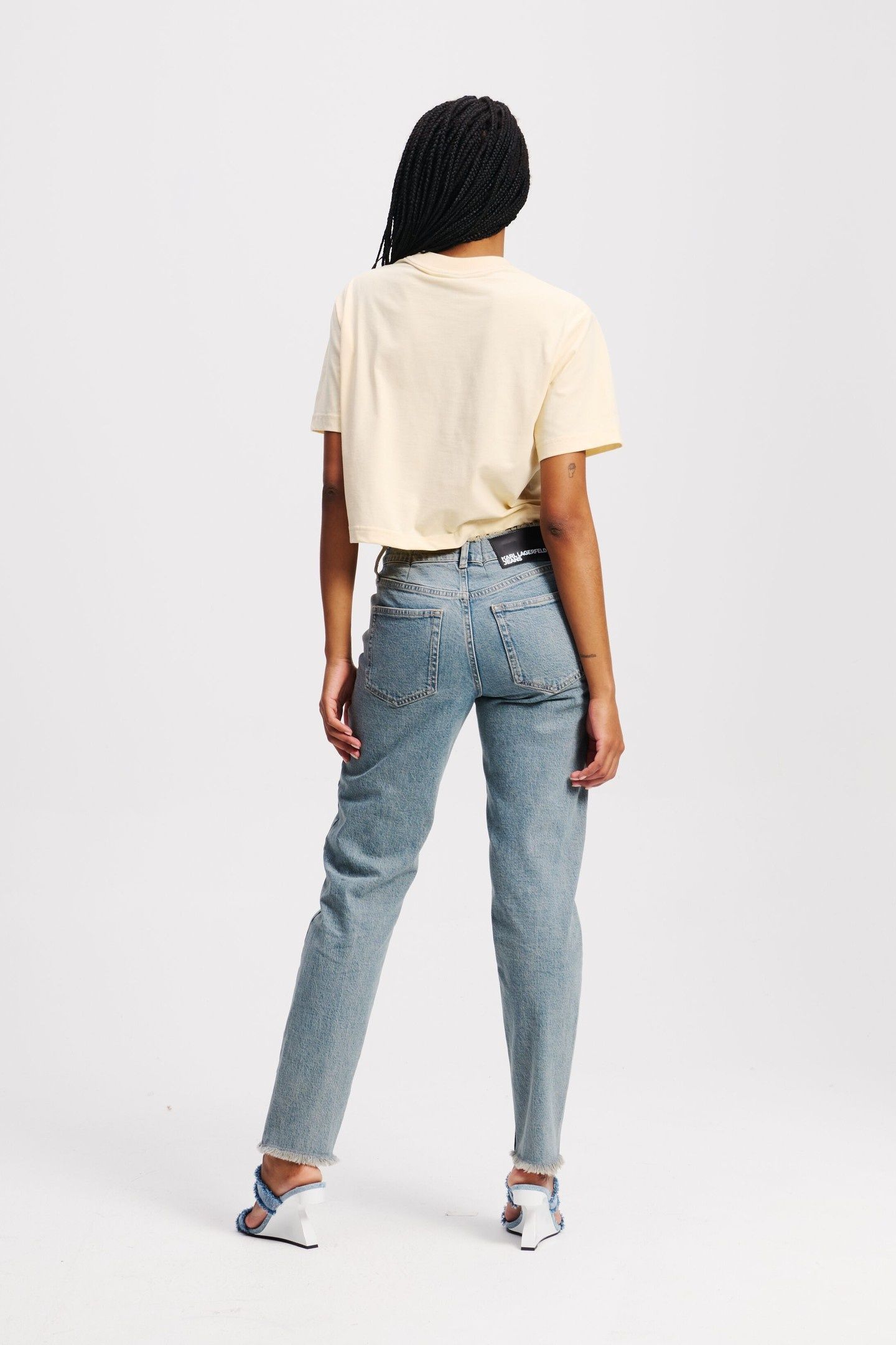 MOM DENIM TINTED WASHED MID BLUE 2