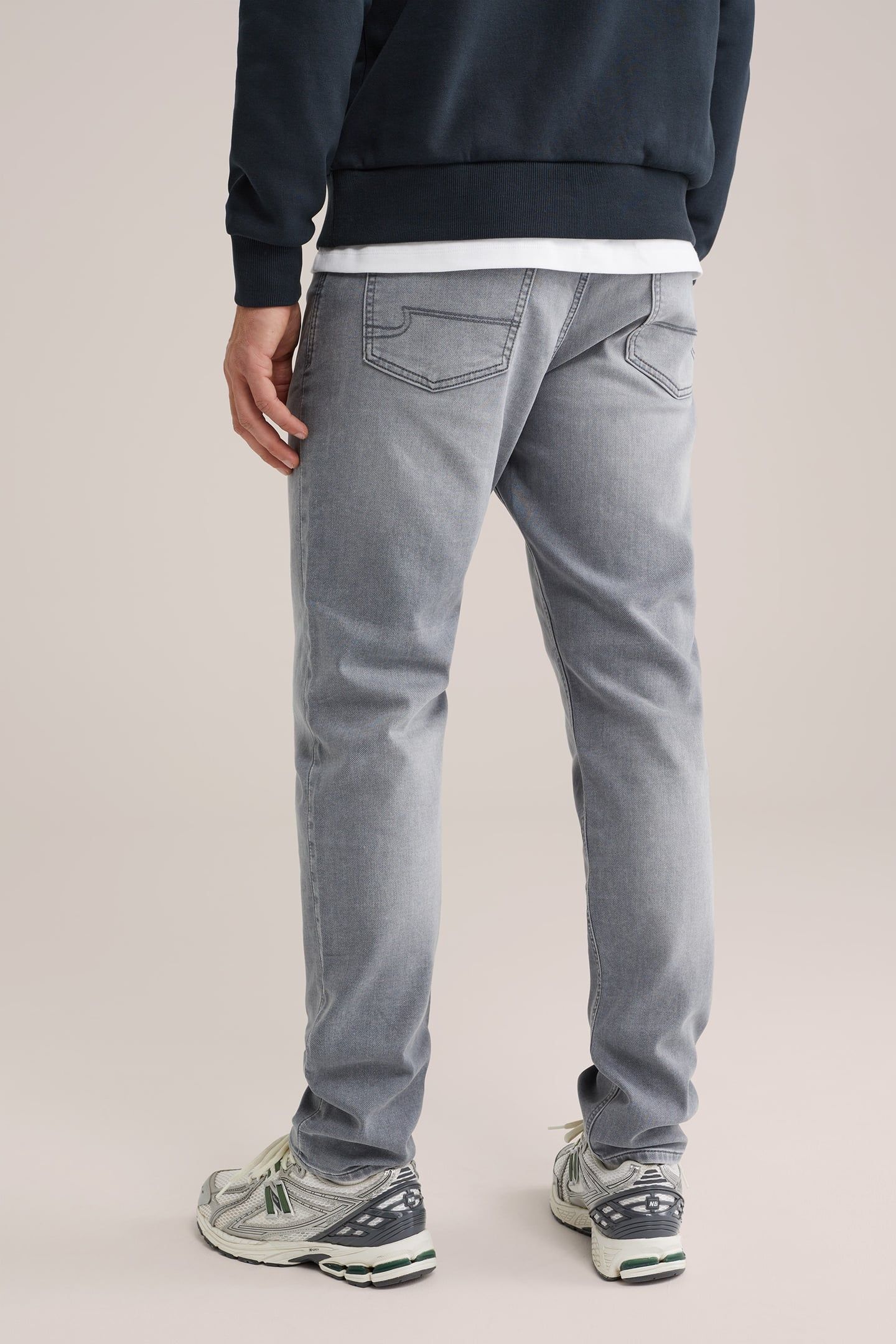 5-POCKET MID WAIST LIGHT GREY 3