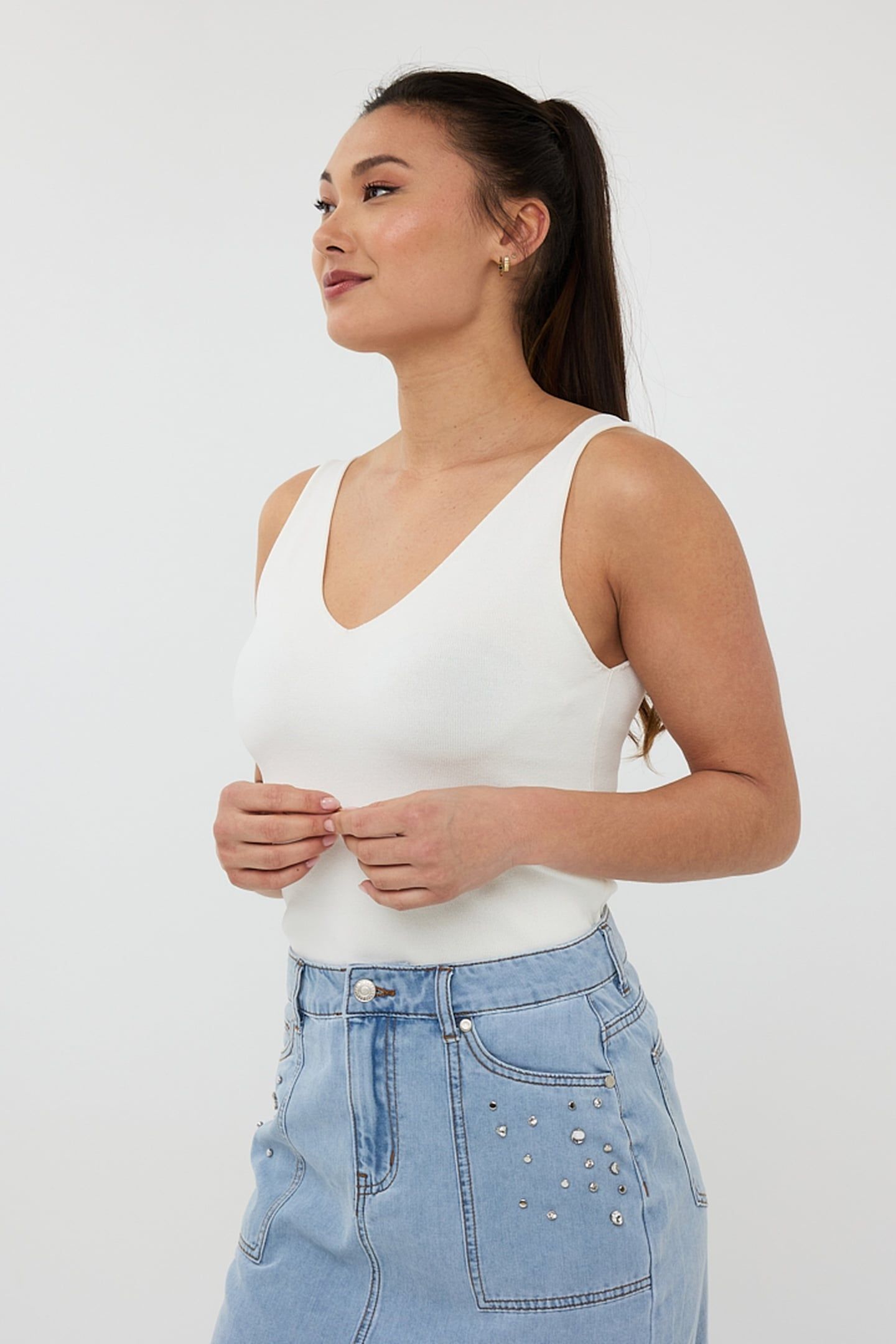 TOP SINGLET OFF WHITE 1