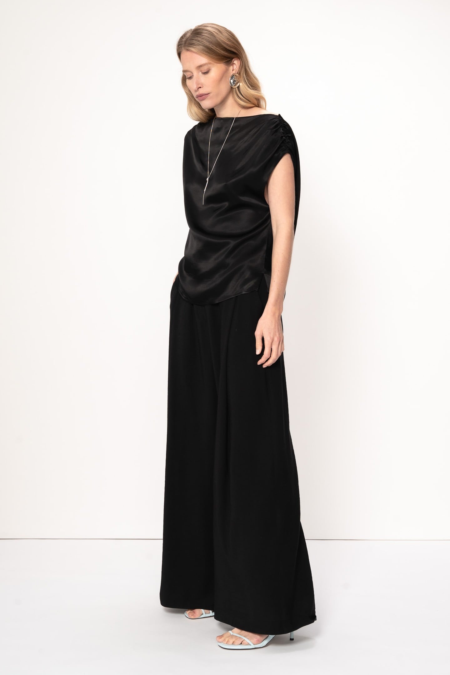 ADHARA TOP BLACK 3