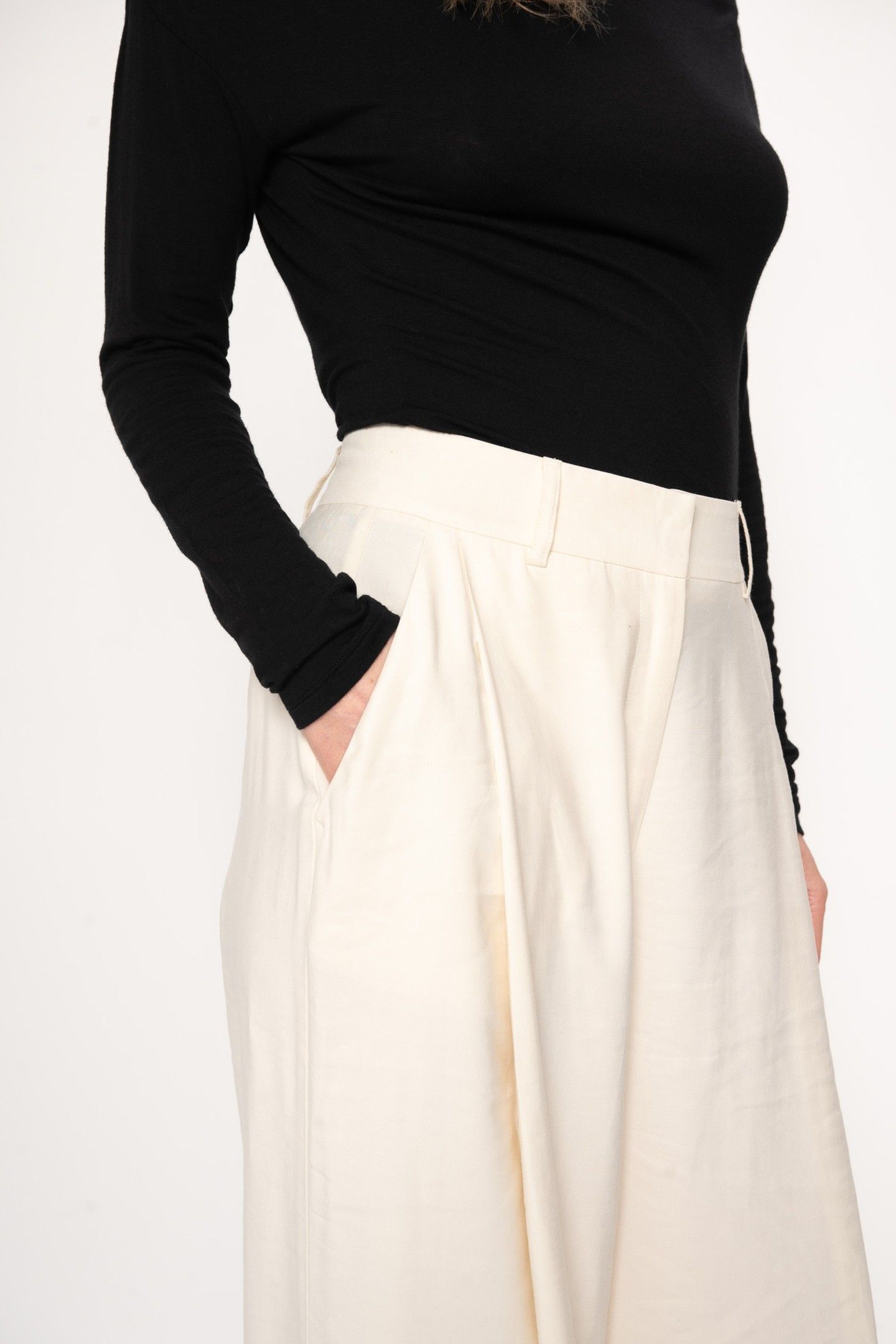 NYLA TROUSERS & DENIM COCONUT MILK 4