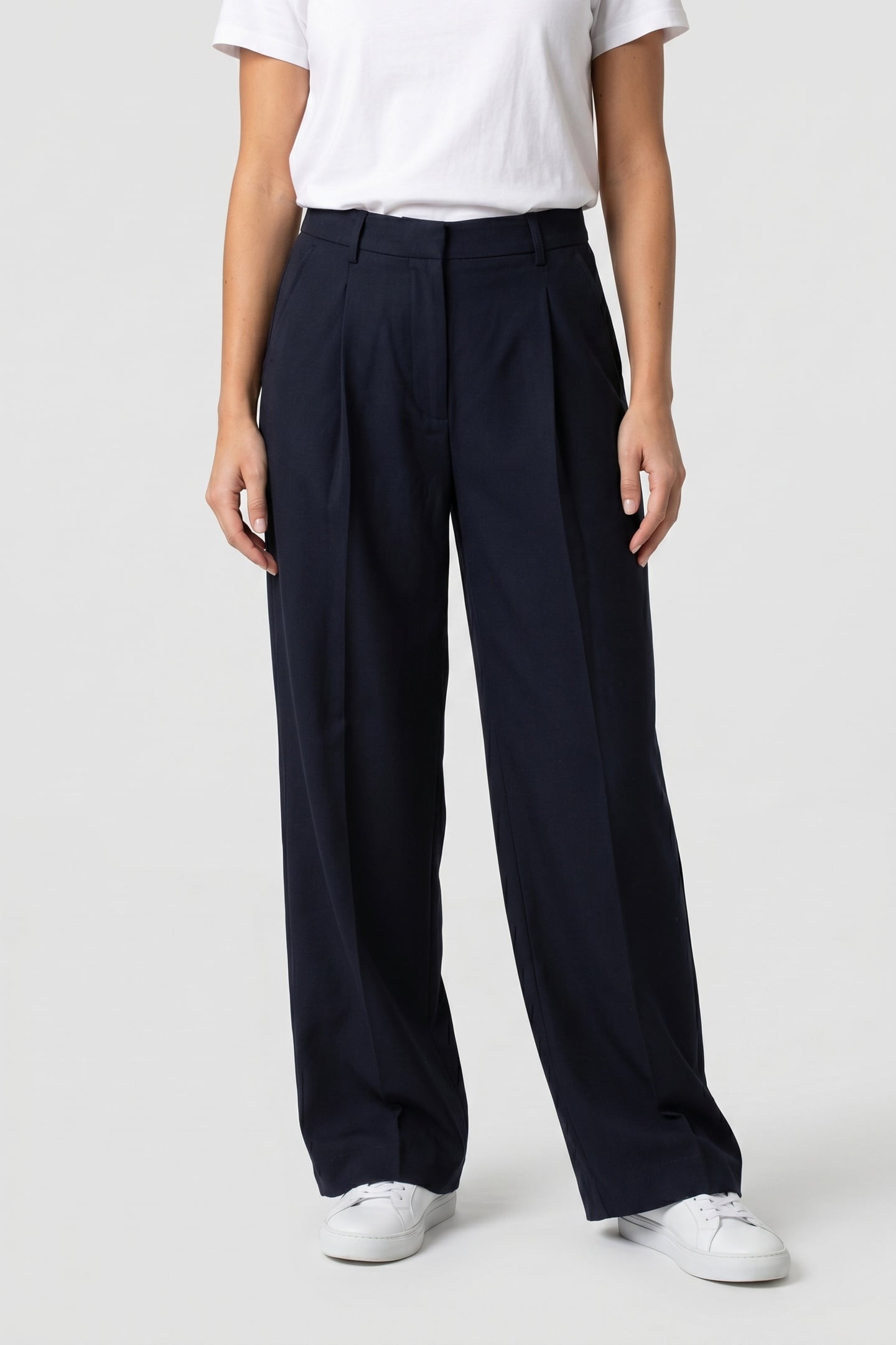 ROSE CHINO PANT NIGHT 1