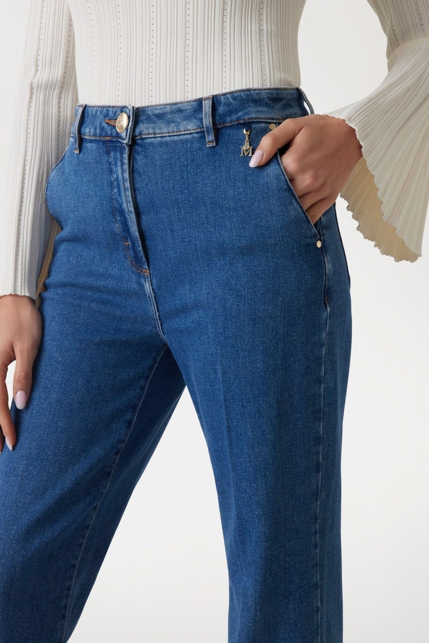 MALIKA STRAIGHT DENI MEDIUM BLUE WASH 7