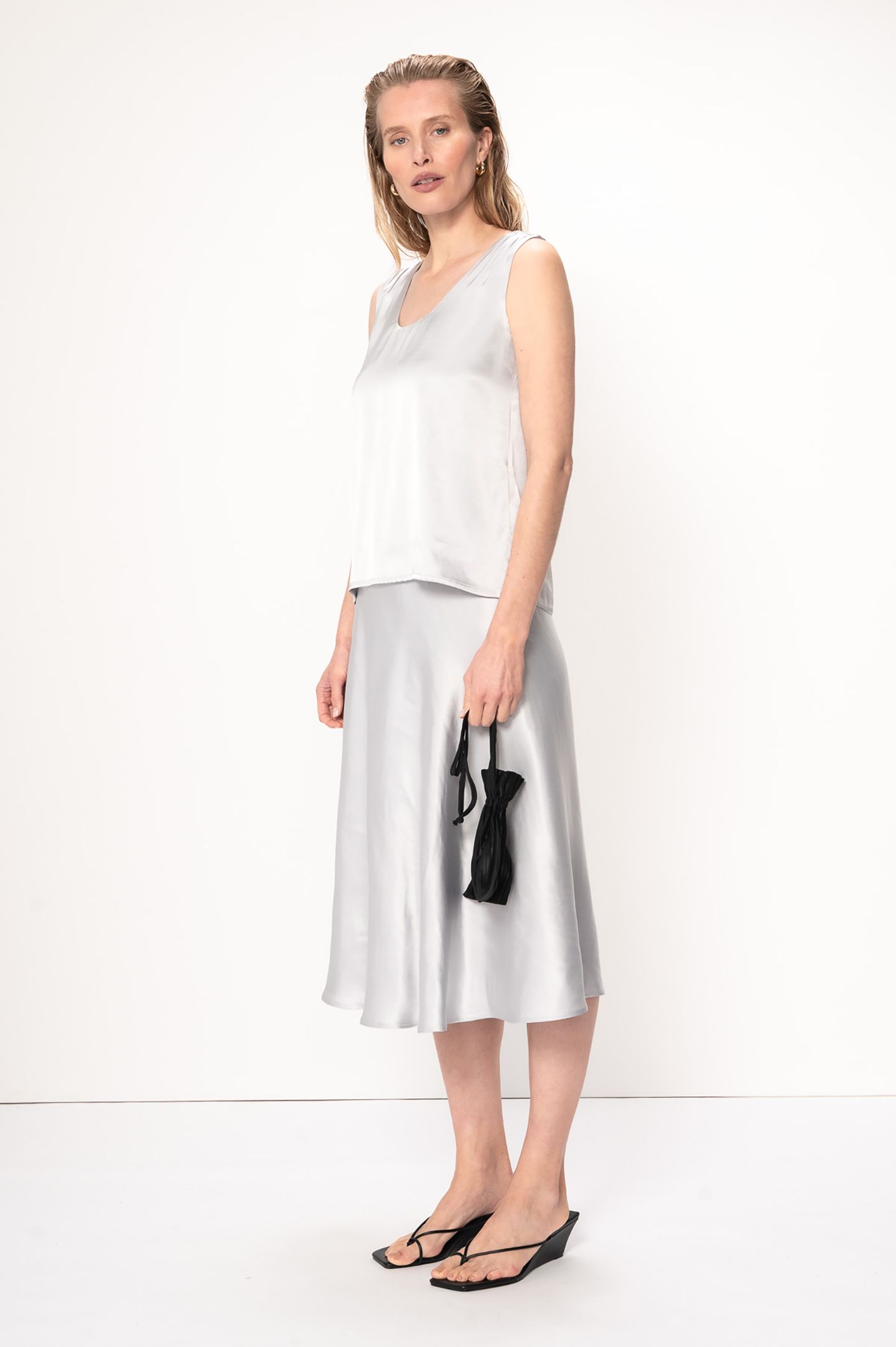 VEYA SKIRT ICY BLUE 8