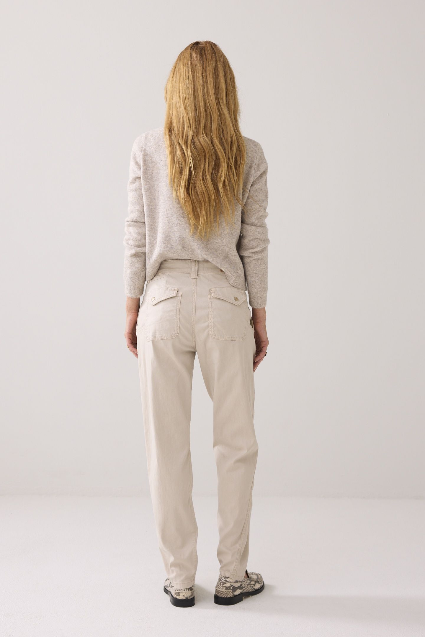 TAPERED SILK STRETCH SATEEN ASH 2