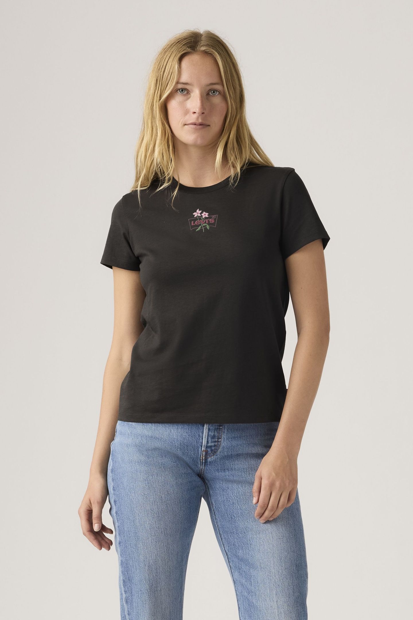 LSE THE PERFECT TEE LSECACTUS FLOWER BW 2
