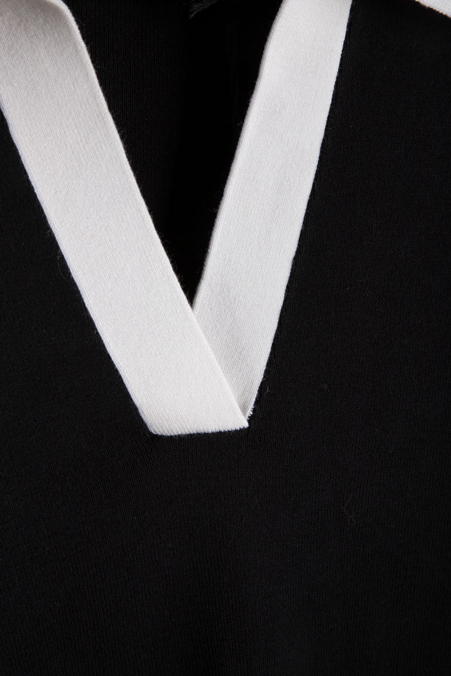 CNTRST POLO KNIT TOP BLACK/WHITE 4
