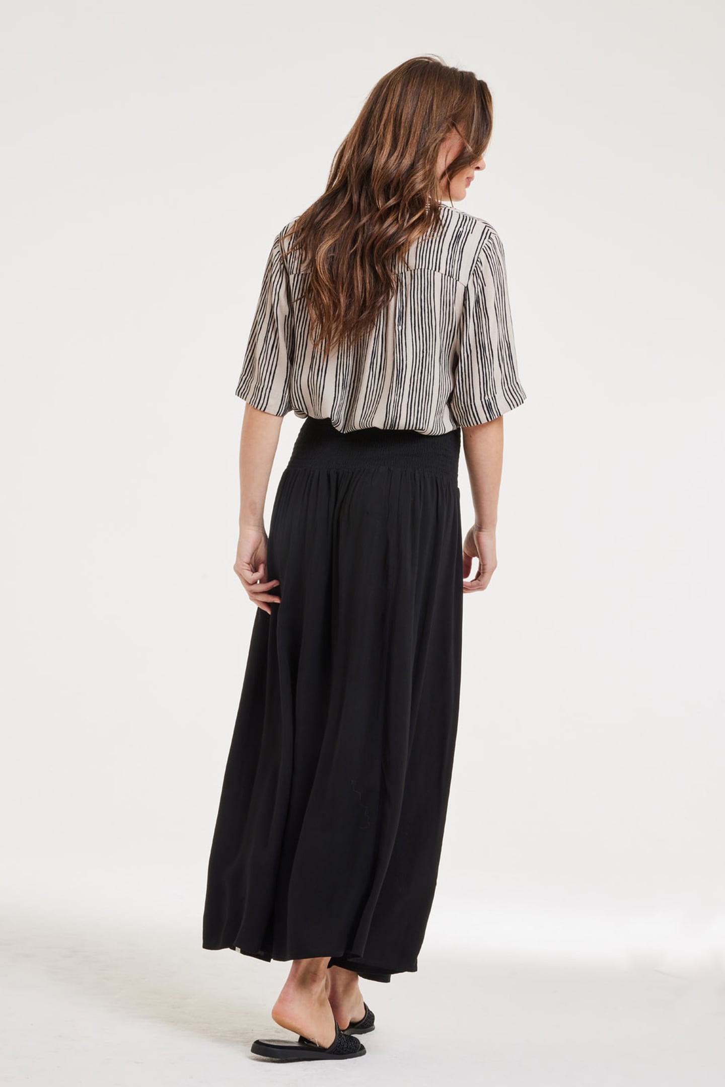 BLOUSE VAYA FEATHER GREY WAVY PRINT 3