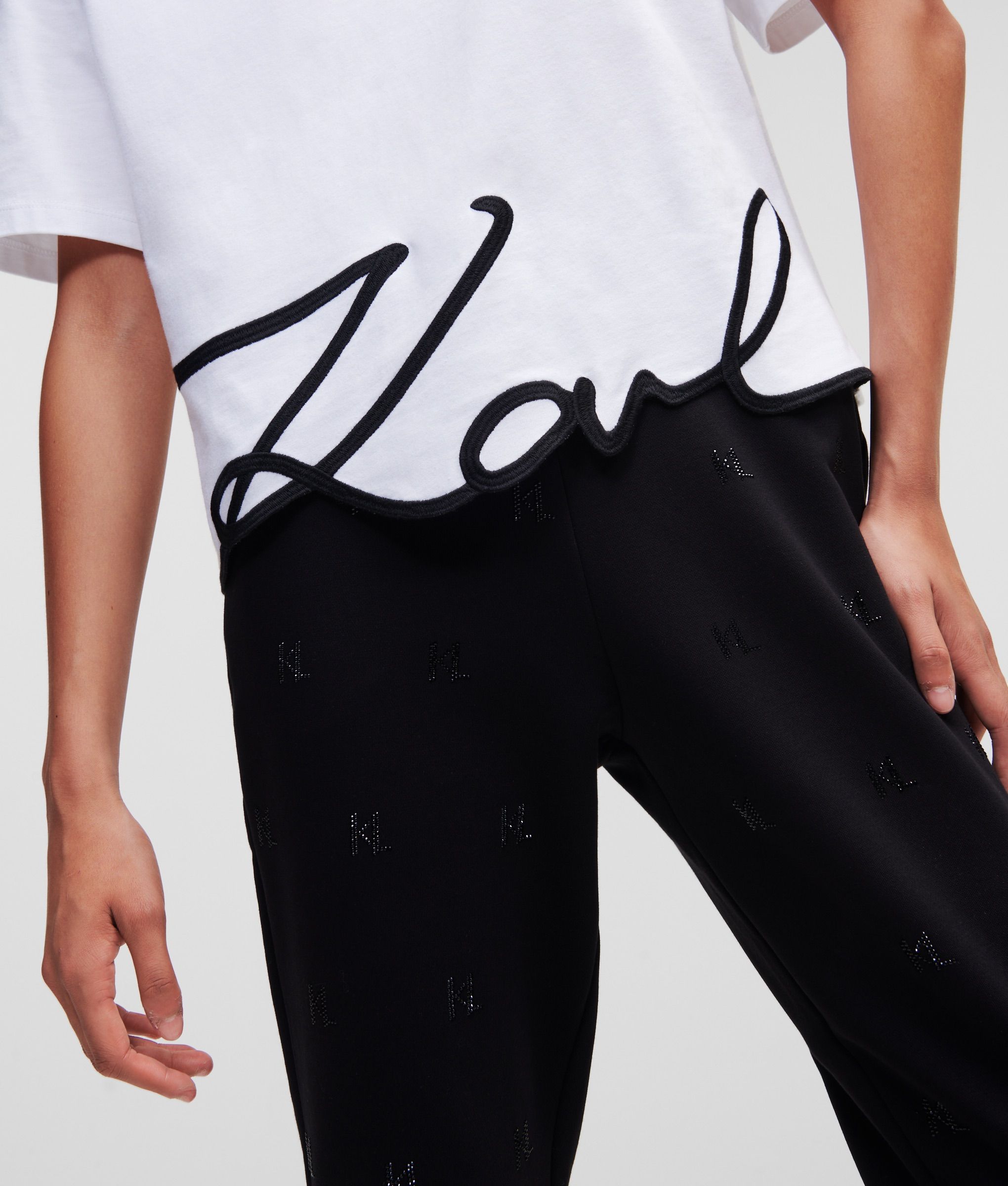 HEM SIGNATURE T-SHIRT WHITE 6