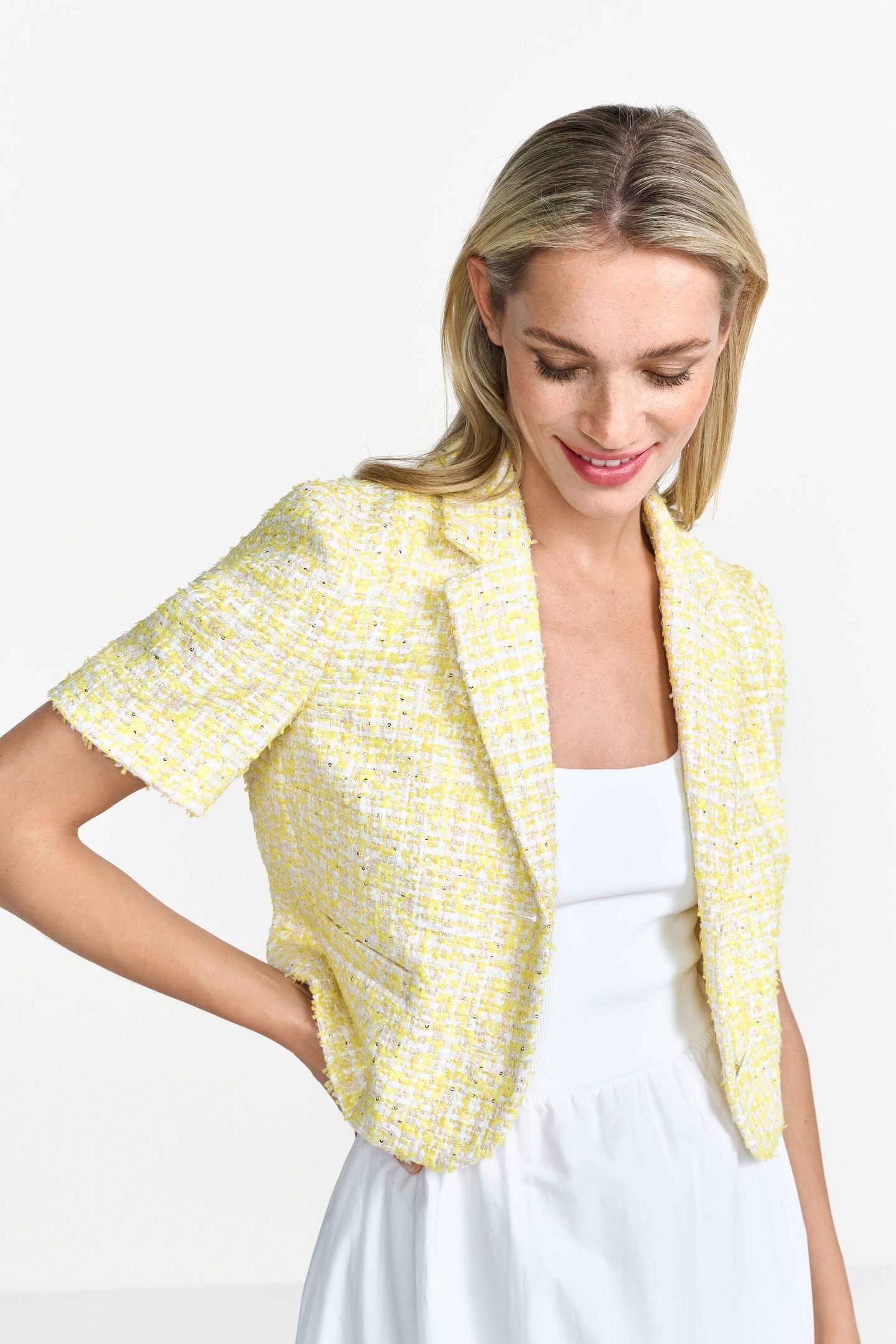 SHORT SLEEVED BOUCLE BLAZER SUMMER KISS 2