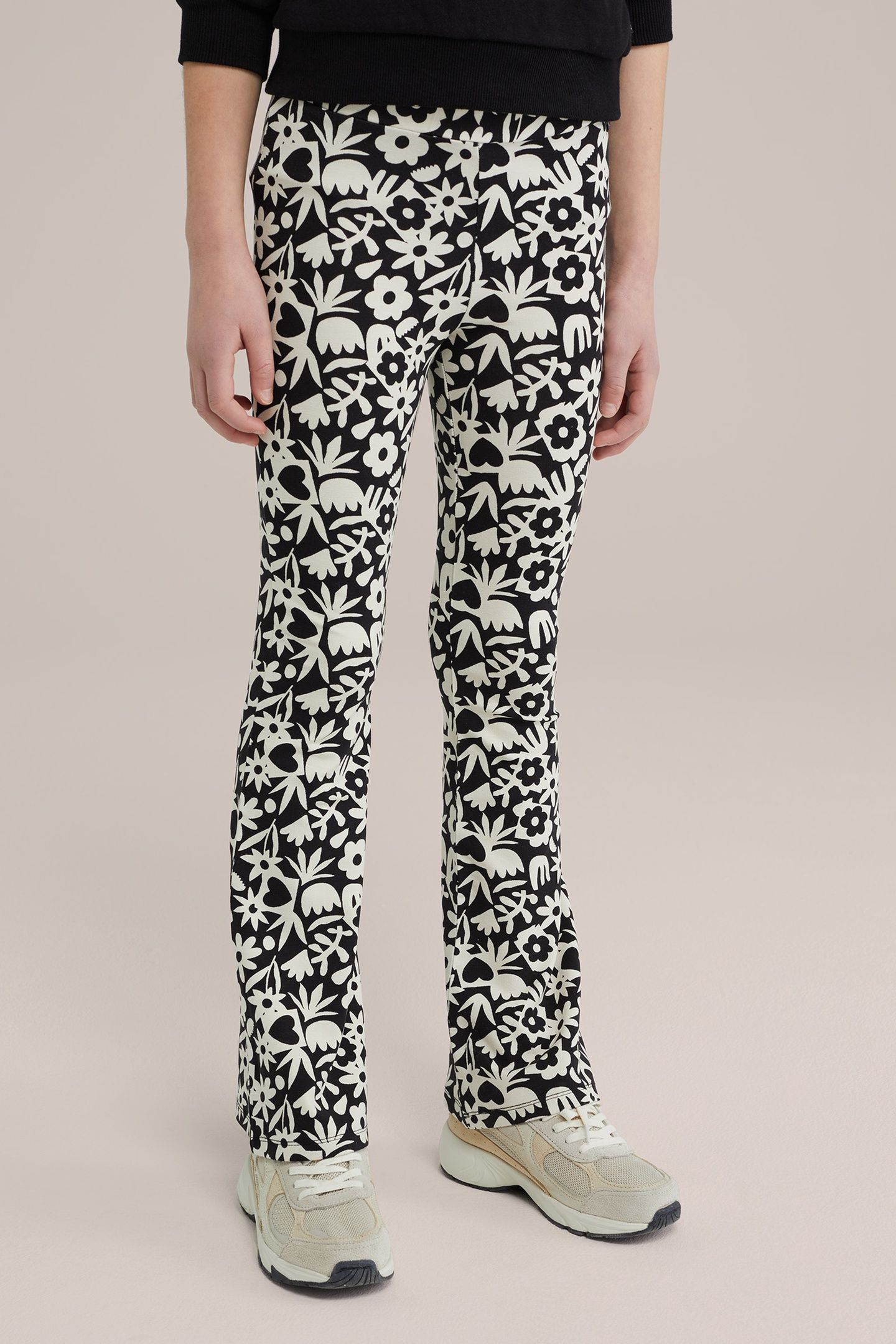 TROUSER BLACK 1