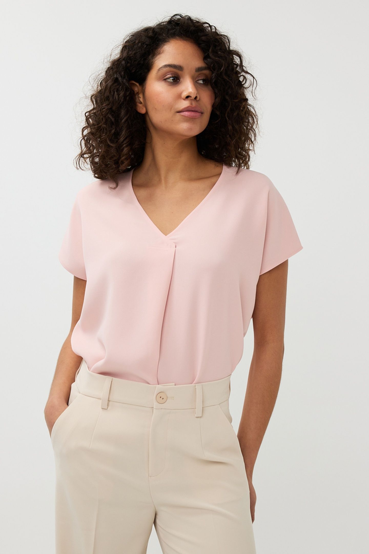 BLOUSE V-NECK PLEAT LIGHT PINK 2