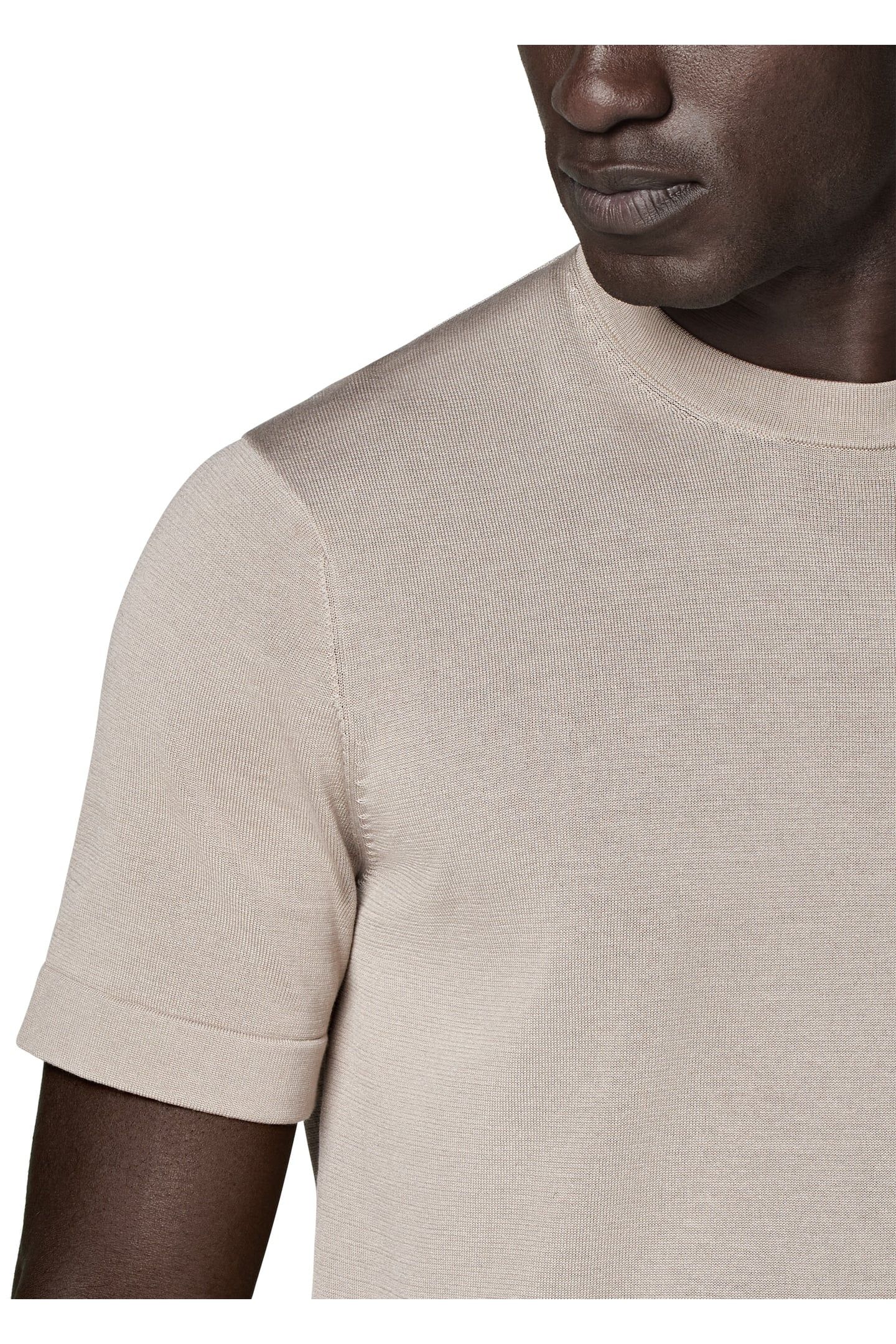 SS CREW MUSHROOM CREW AND V NECK 8