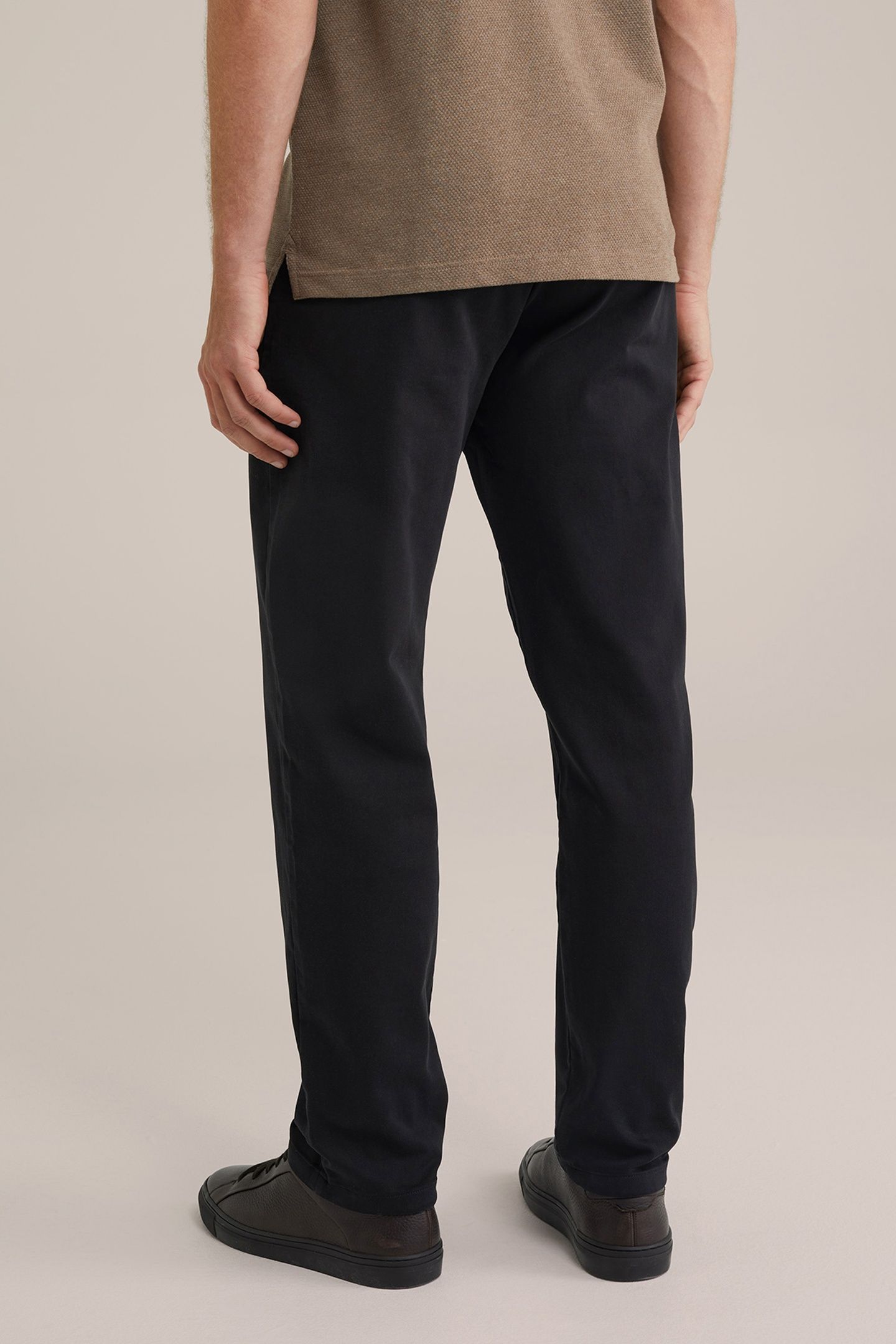 CHINO BLACK 3