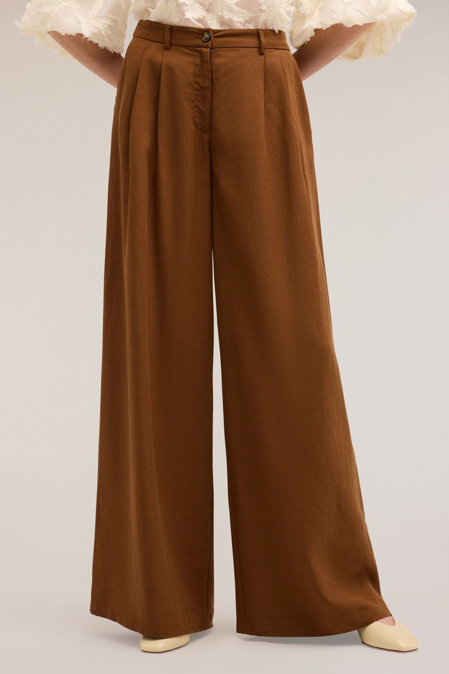 PLEATED PALAZZO TROUSERS IN LYOCELL BLEND BROWN 1