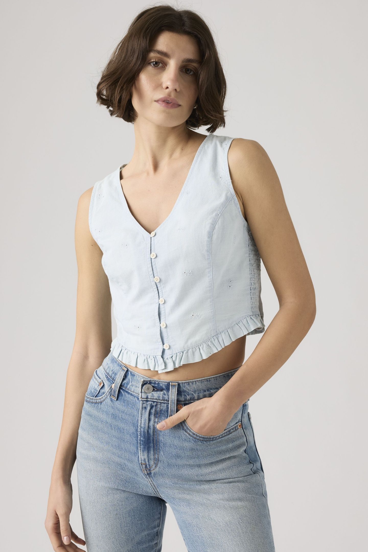 TEAGAN SLEEVELESS BLOUSE 2