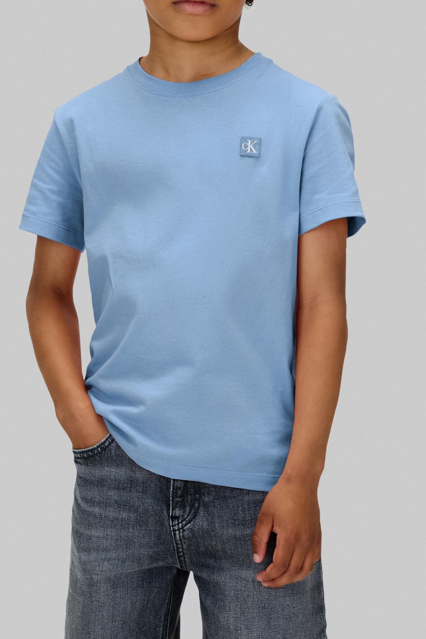 UNISEX MONO MINI BADGE REGULAR T-SHIRT FADED DENIM 1