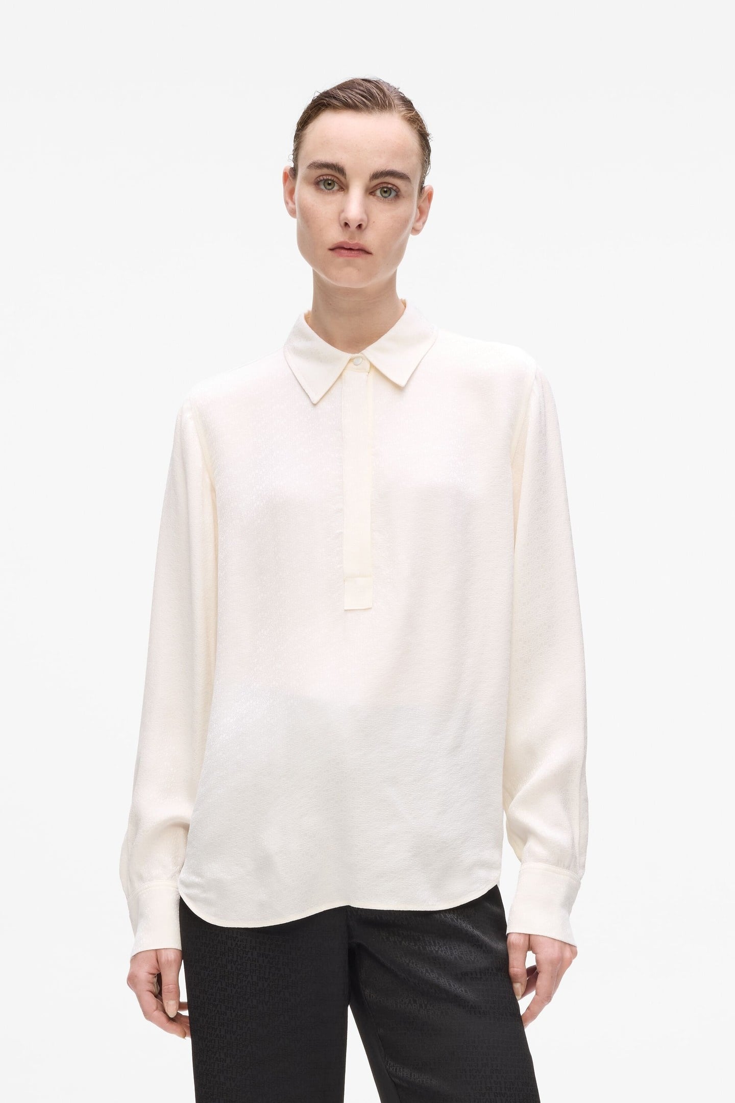 LOGO JACQUARD FLUID BLOUSE ELONGATED LOGO PRISTINE 1
