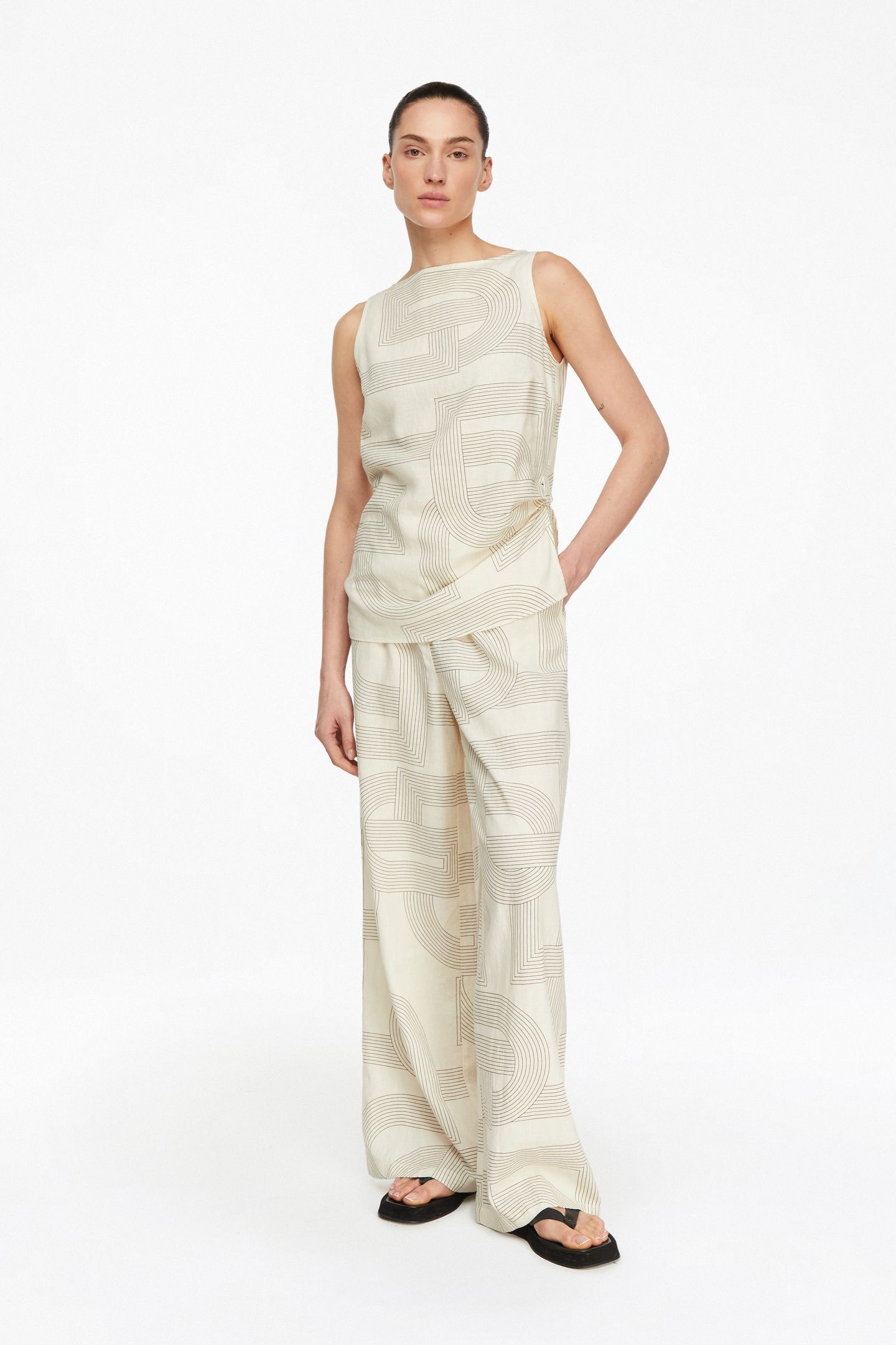 COMMA PANTS OFFWHITE 4