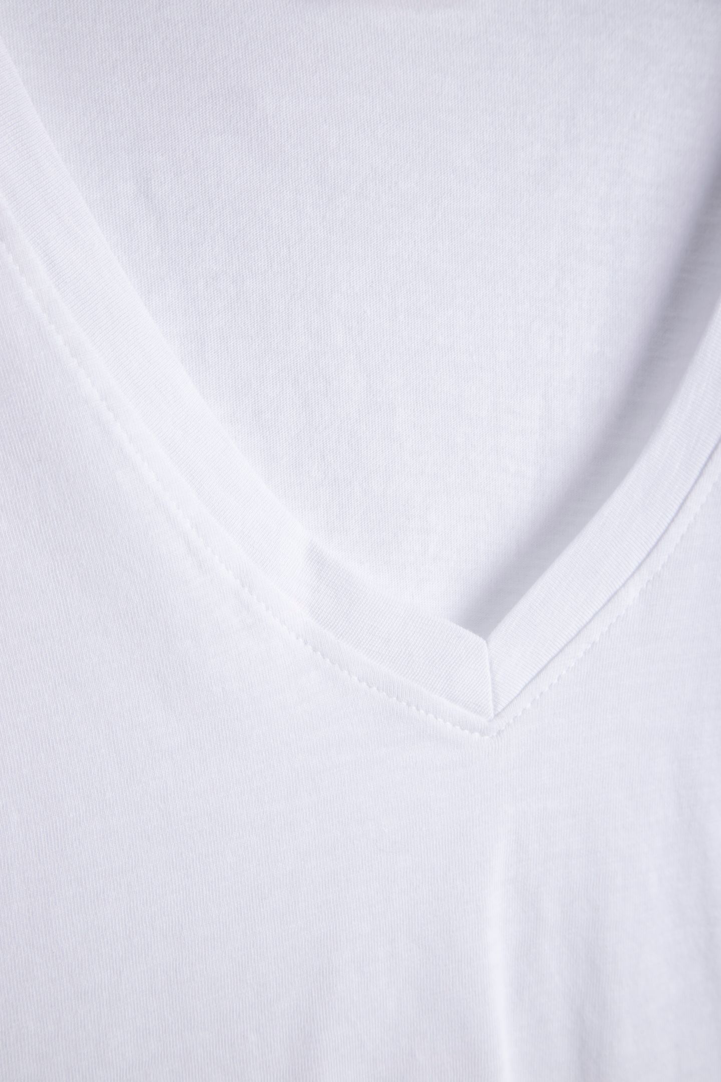SLUB V-NECK T-SHIRT WHITE 4